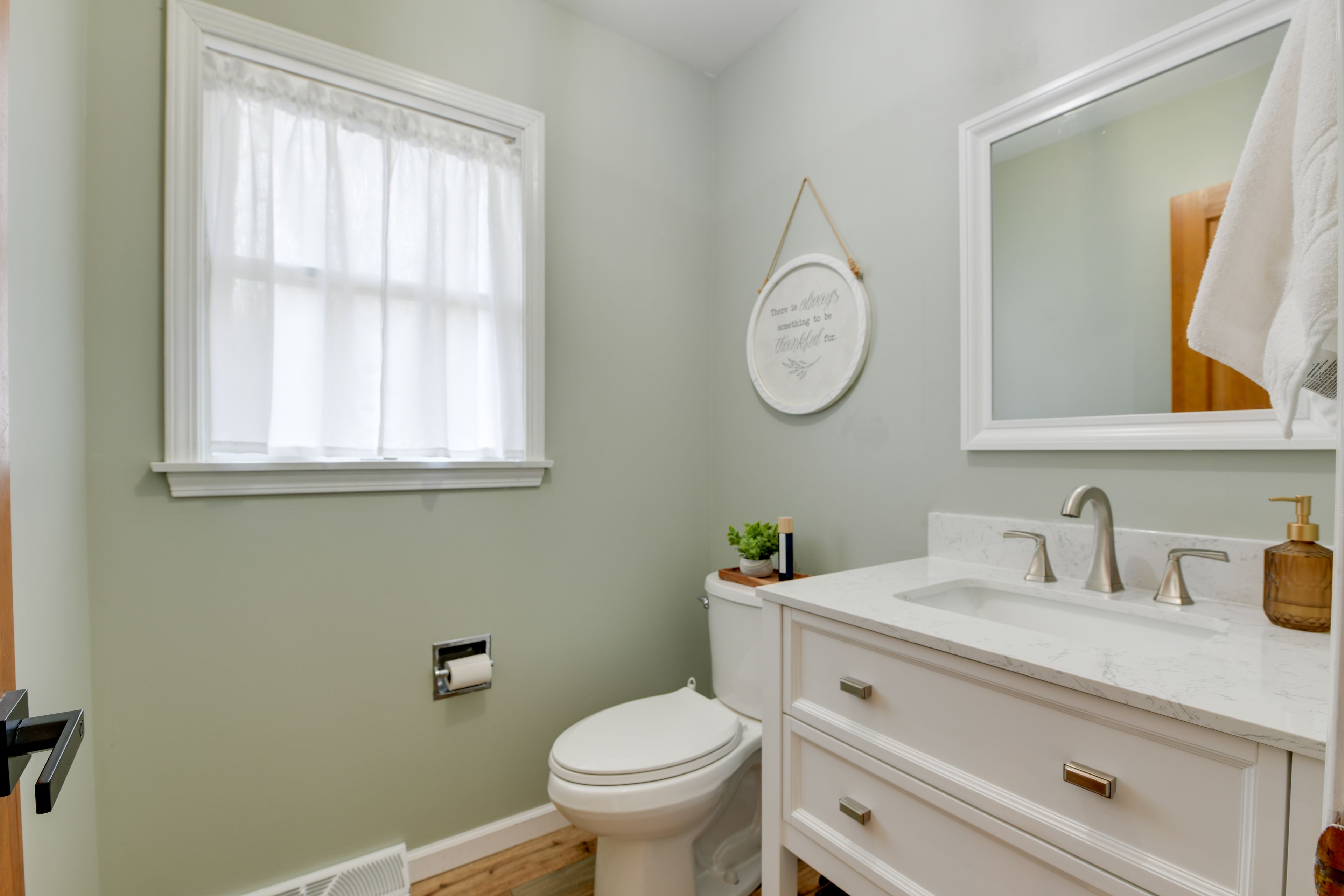 Half Bathroom | Main Floor