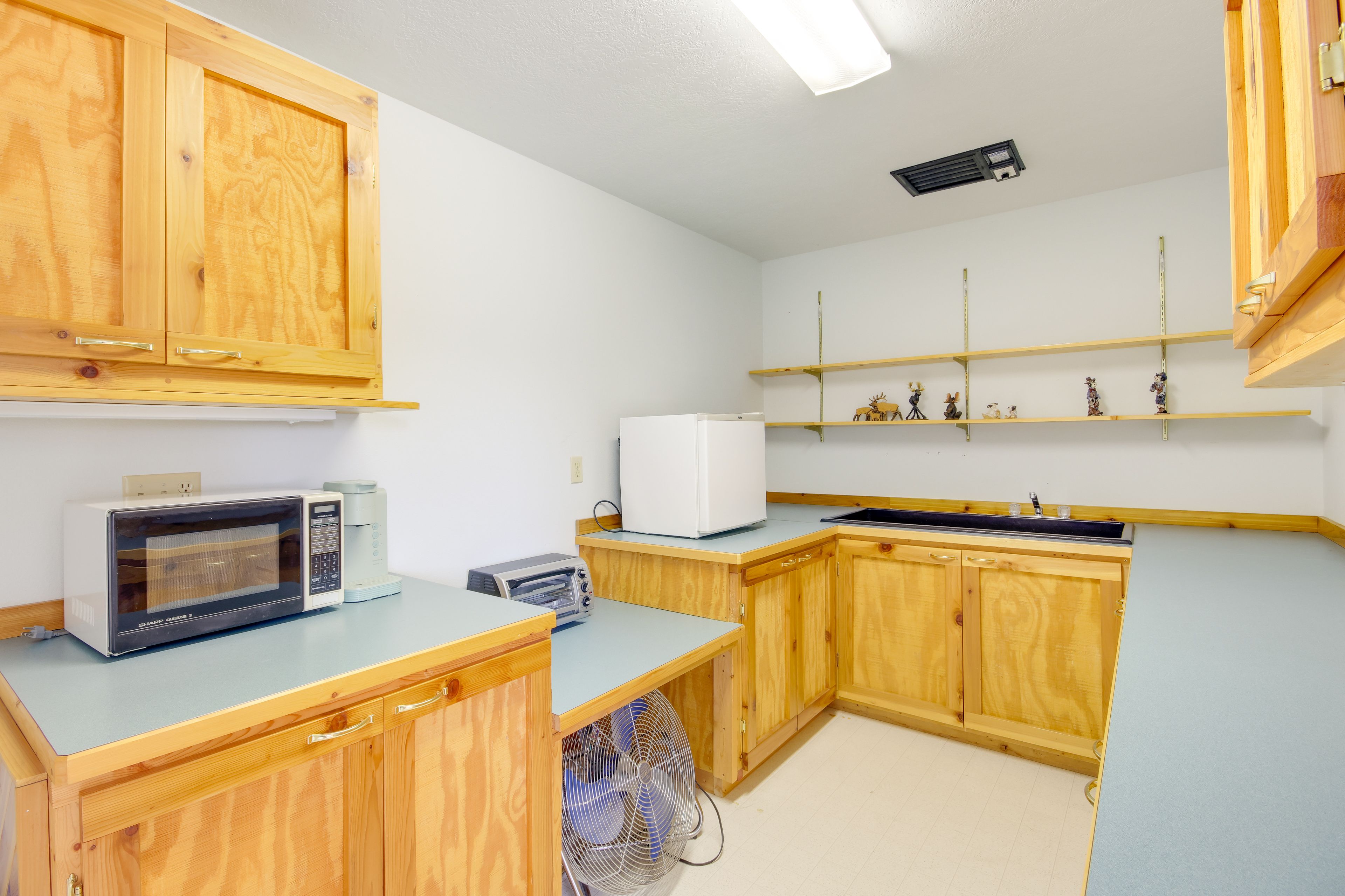 Kitchenette