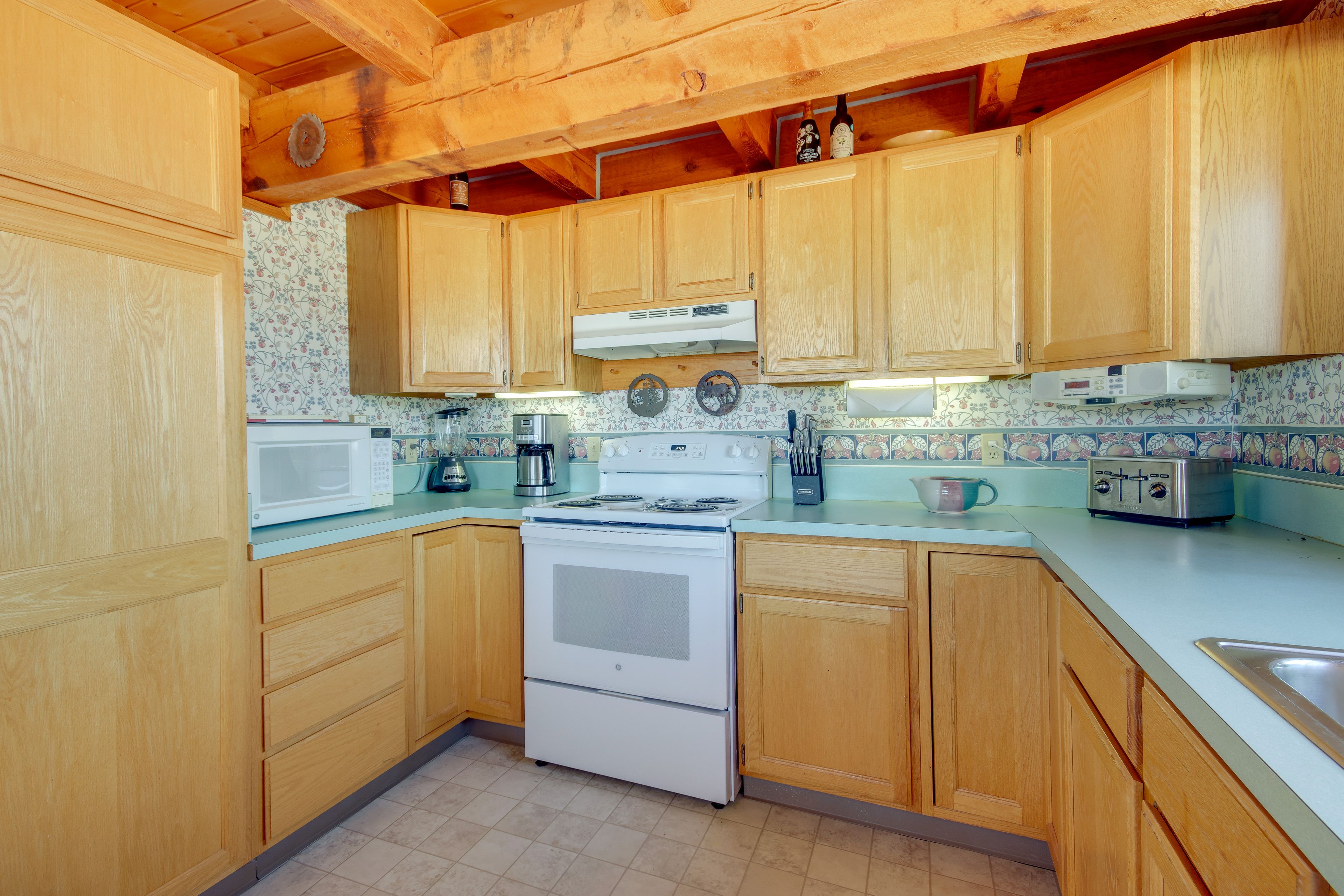 Main Cabin Kitchen | Cooking Basics Supplied