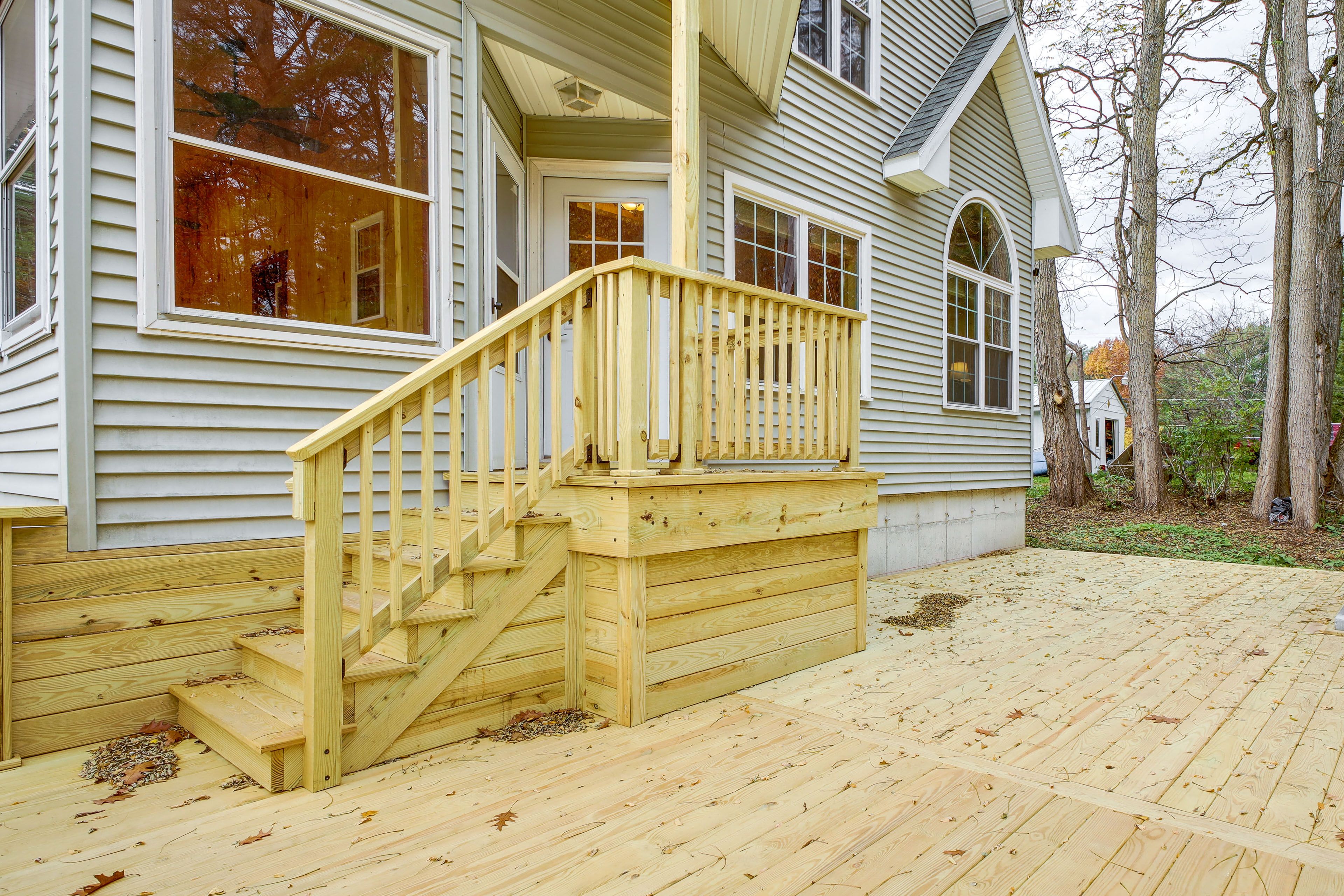 Property Entrance | Stairs to Enter