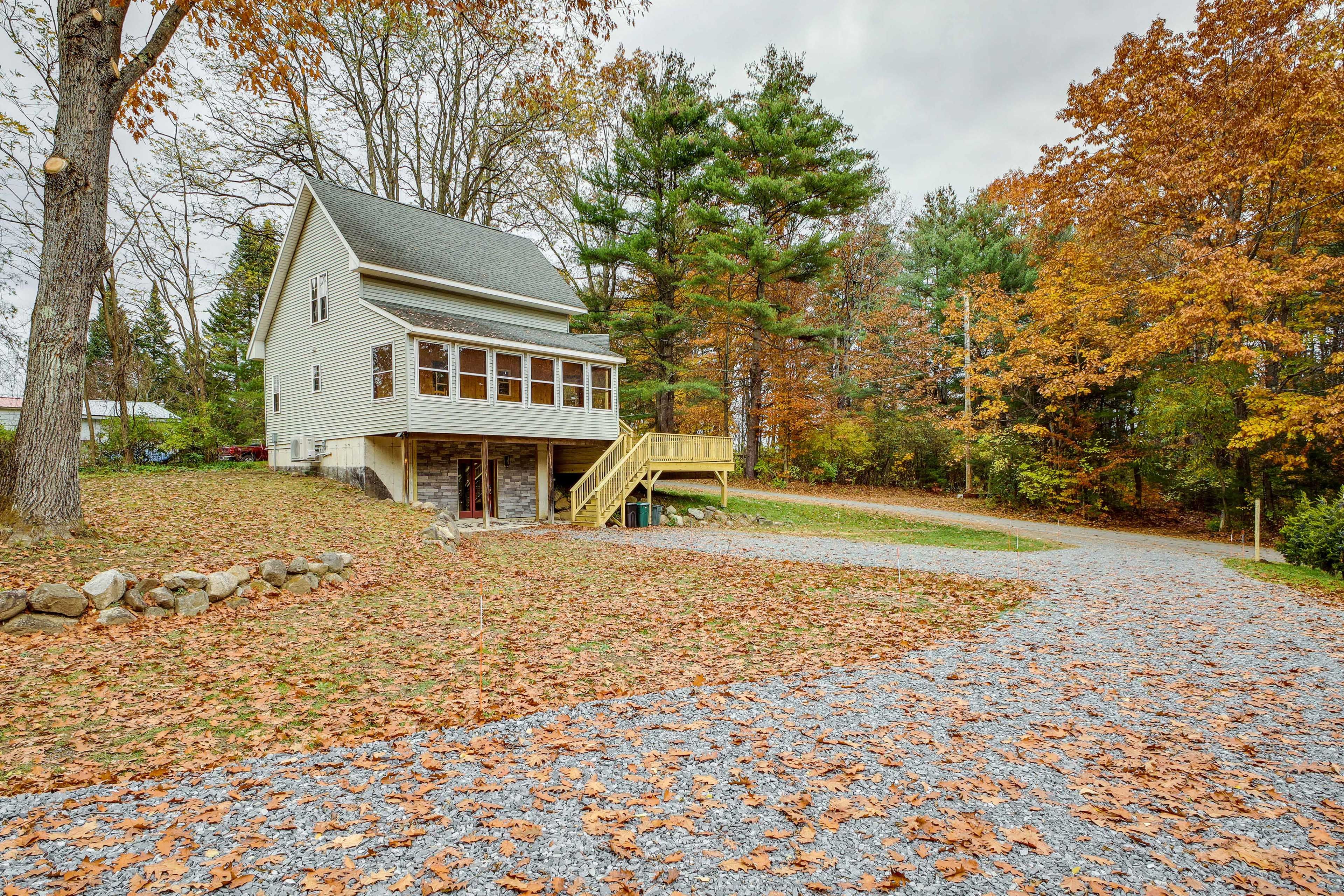 Property Exterior | Driveway Parking (2 Vehicles)