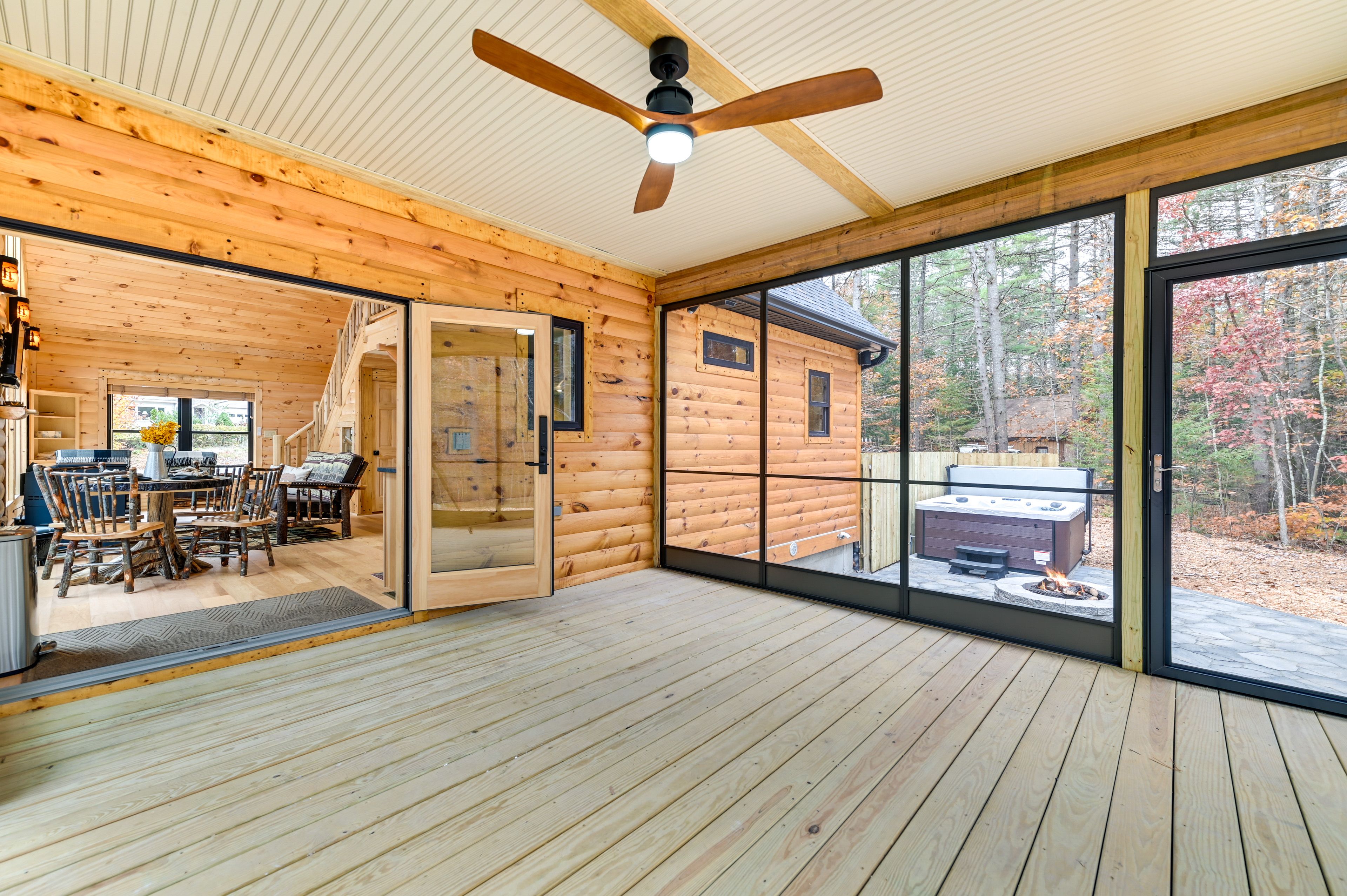 Screened Deck