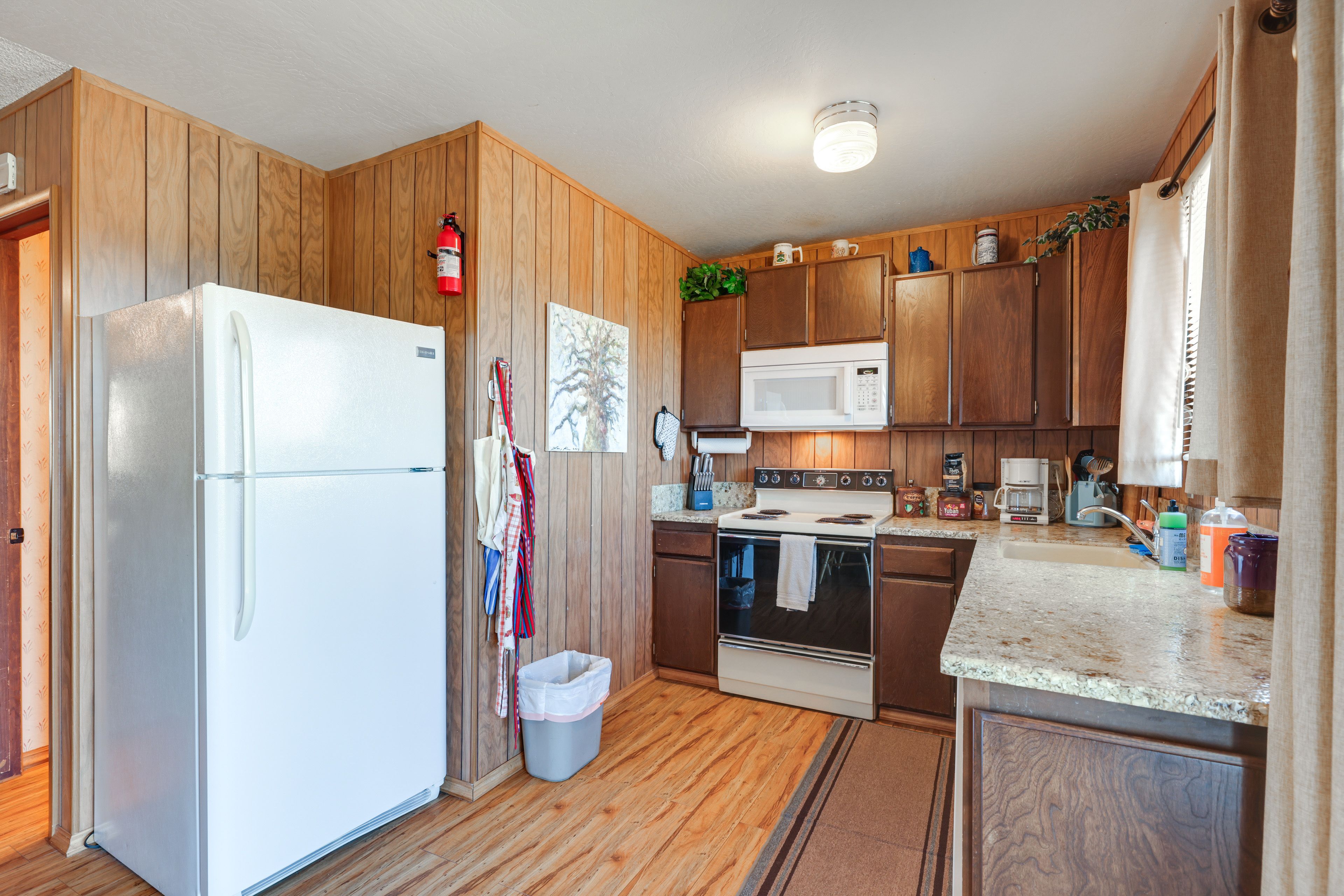 Kitchen | Dishwasher | Drip Coffee Maker | Tea Kettle