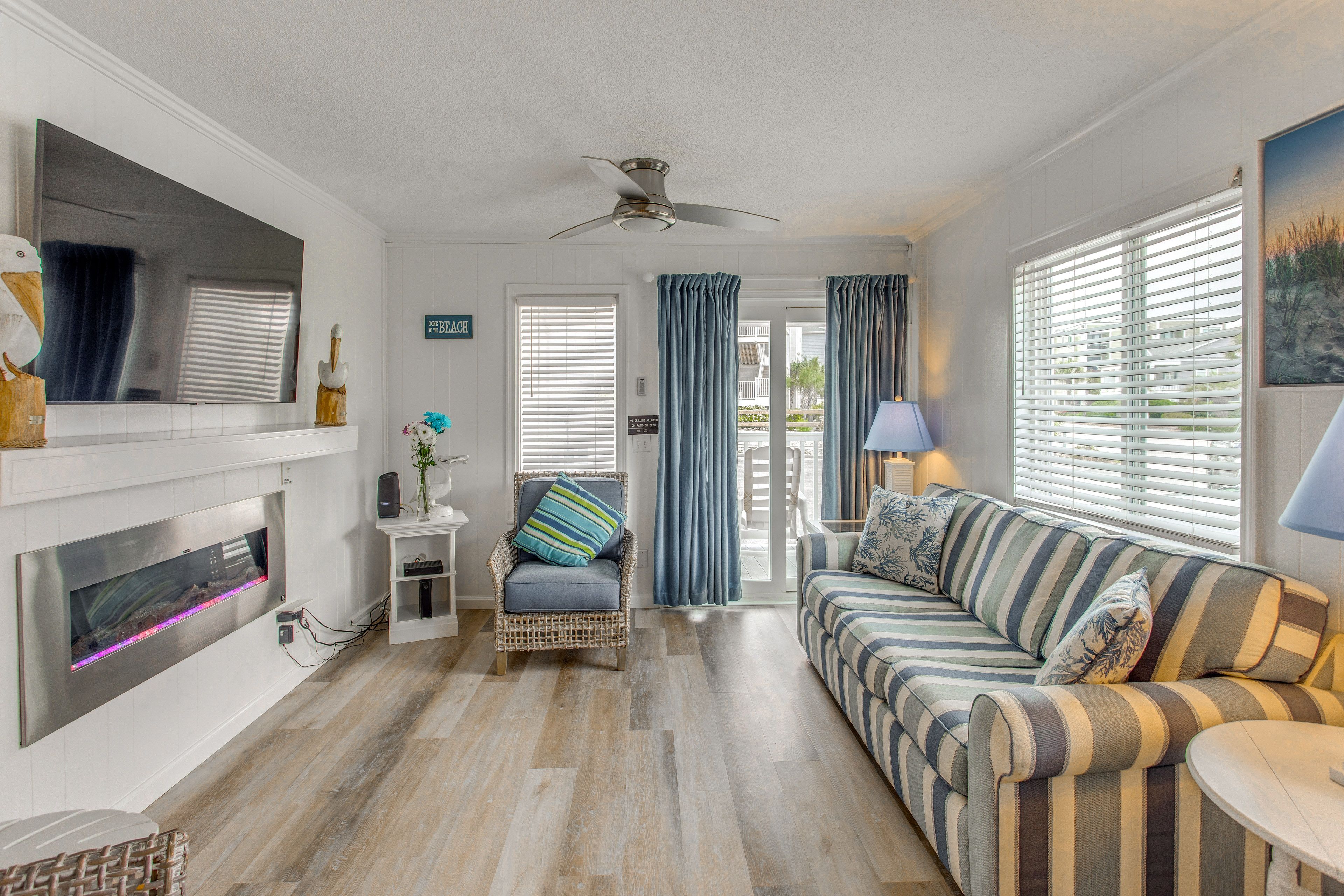 North Myrtle Beach Vacation Rental | 2BR | 2BA | 890 Sq Ft | 3 Steps to Enter