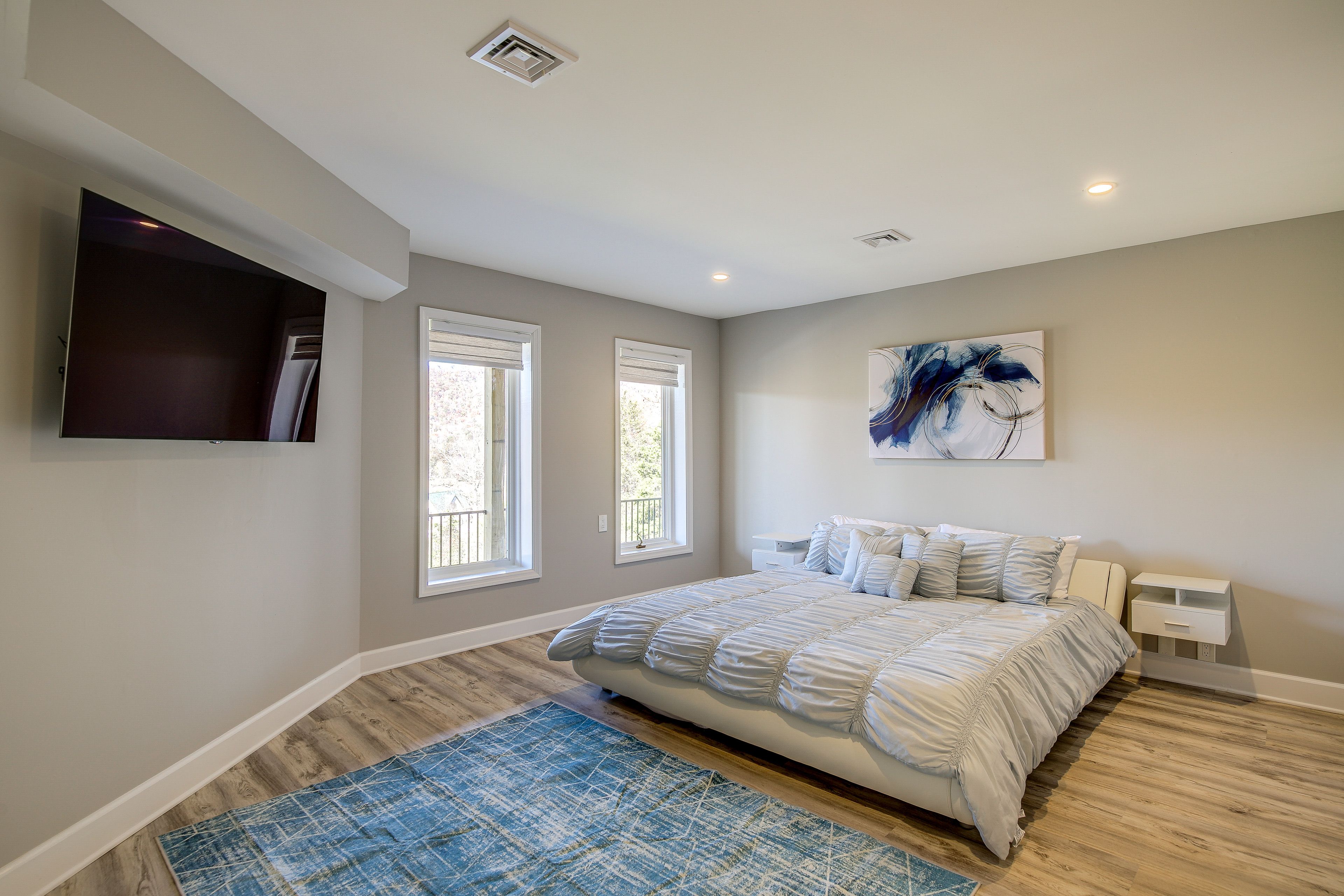 Bedroom 2 | King Bed