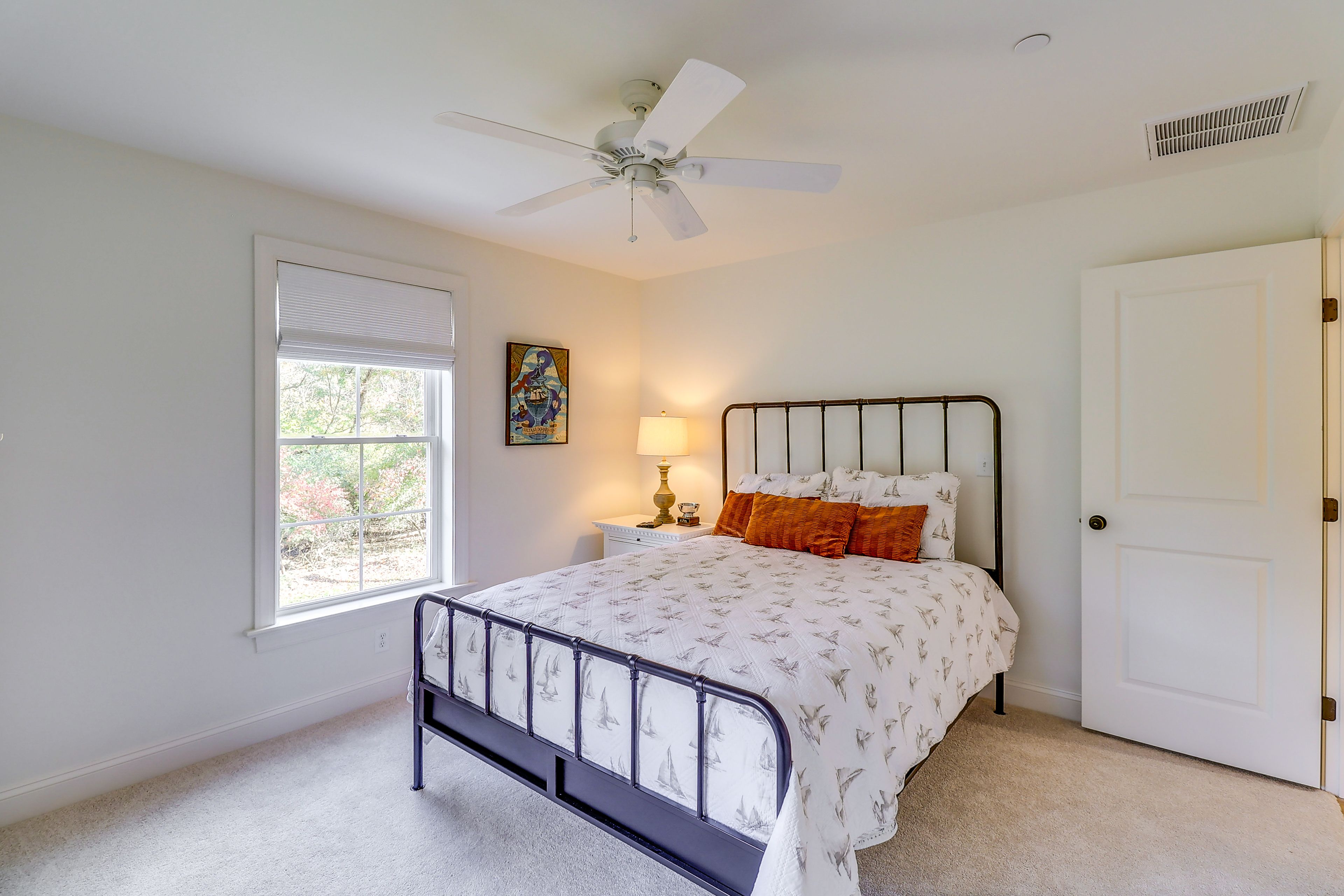 Bedroom 4 | Queen Bed | 2nd Floor