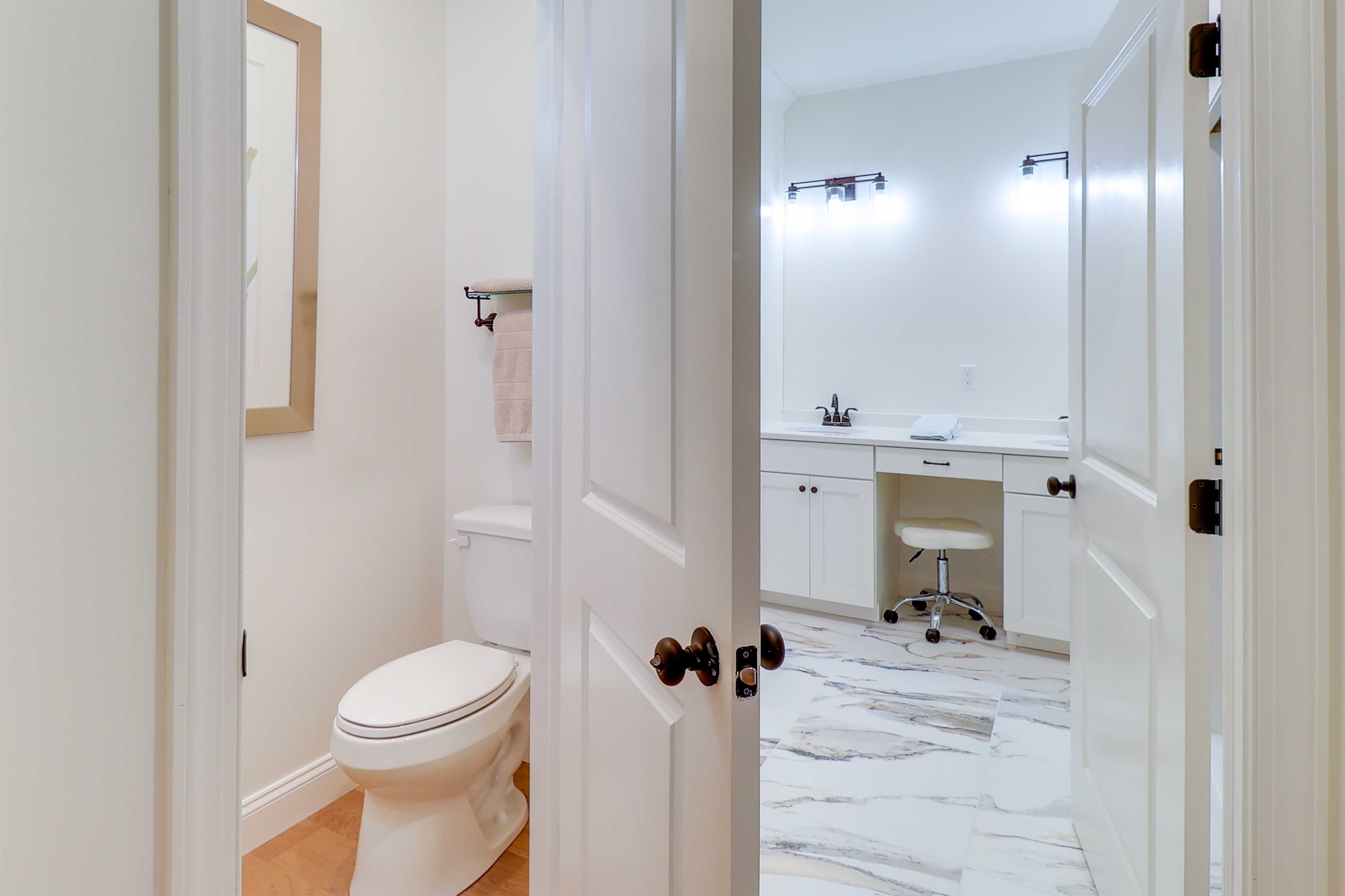 Half Bathroom | 1st Floor