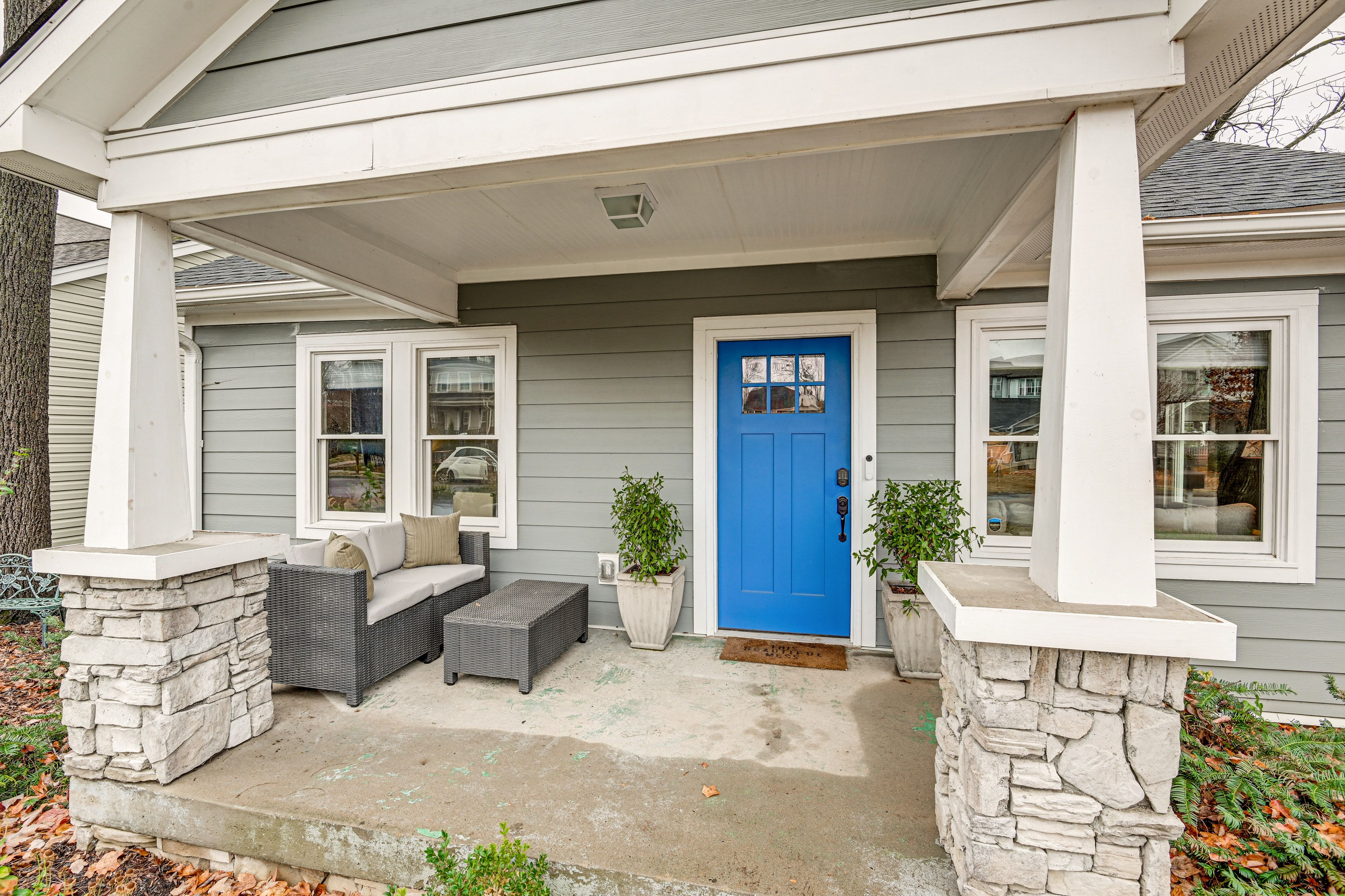 Property Entrance/Front Porch | Keyless Entry | Outdoor Couch