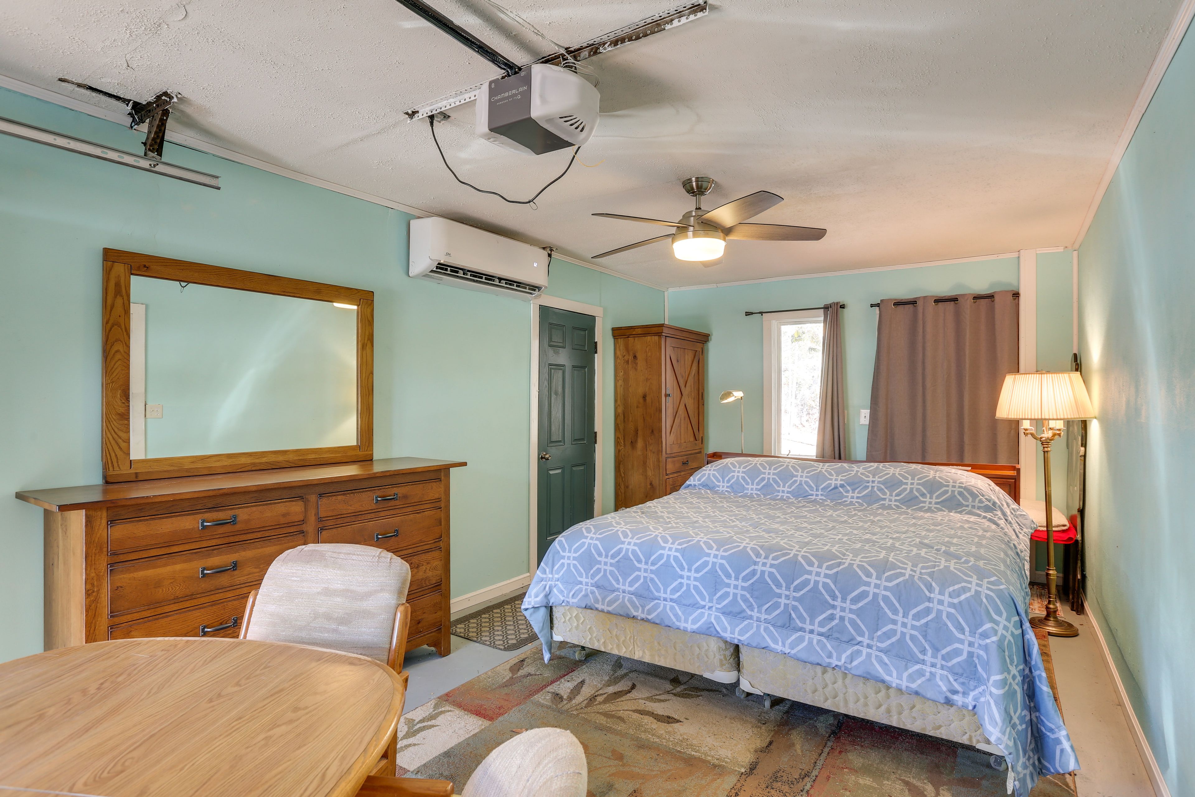 Bedroom 2 | King Bed