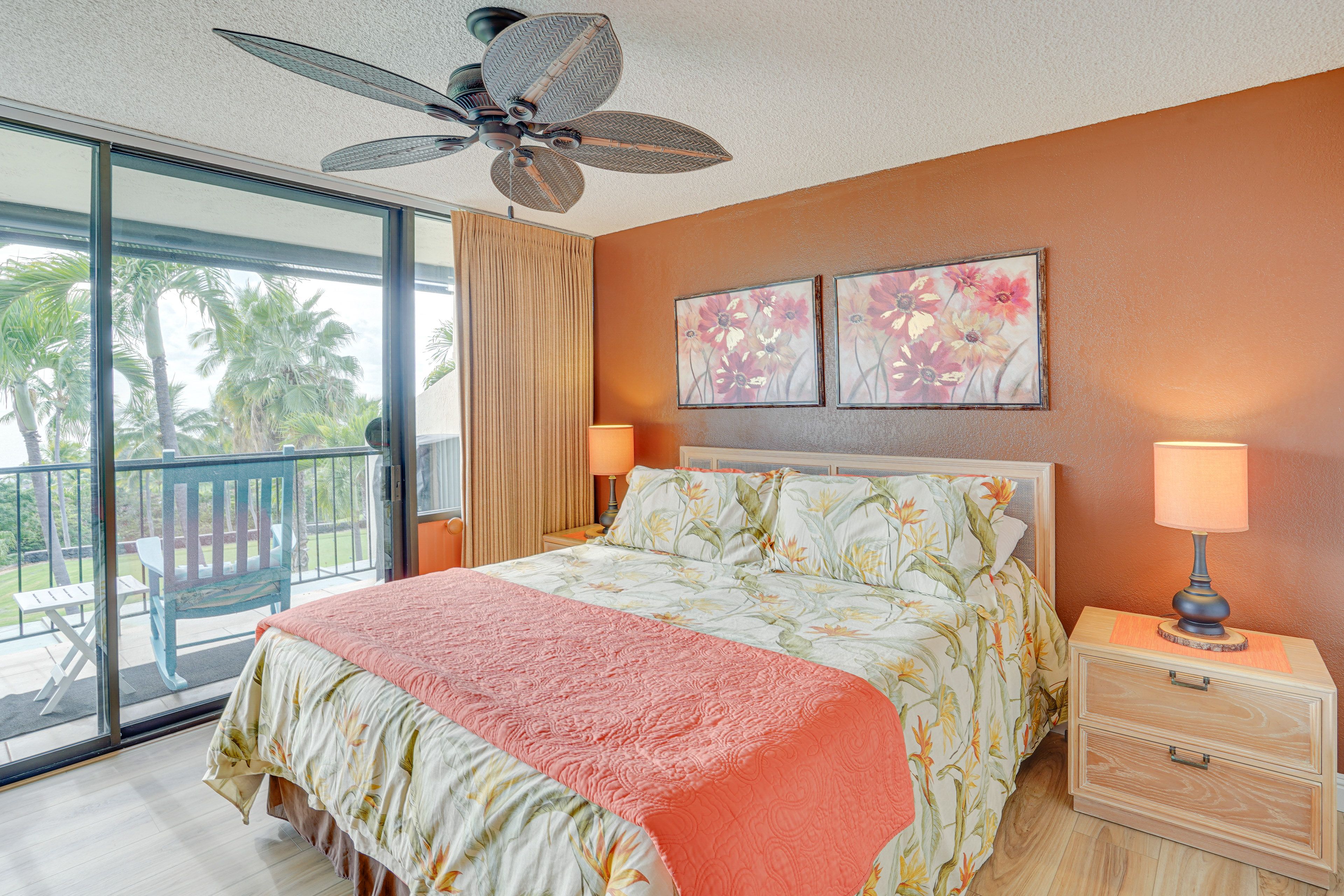 Bedroom 1 | King Bed | Linens & Towels Provided