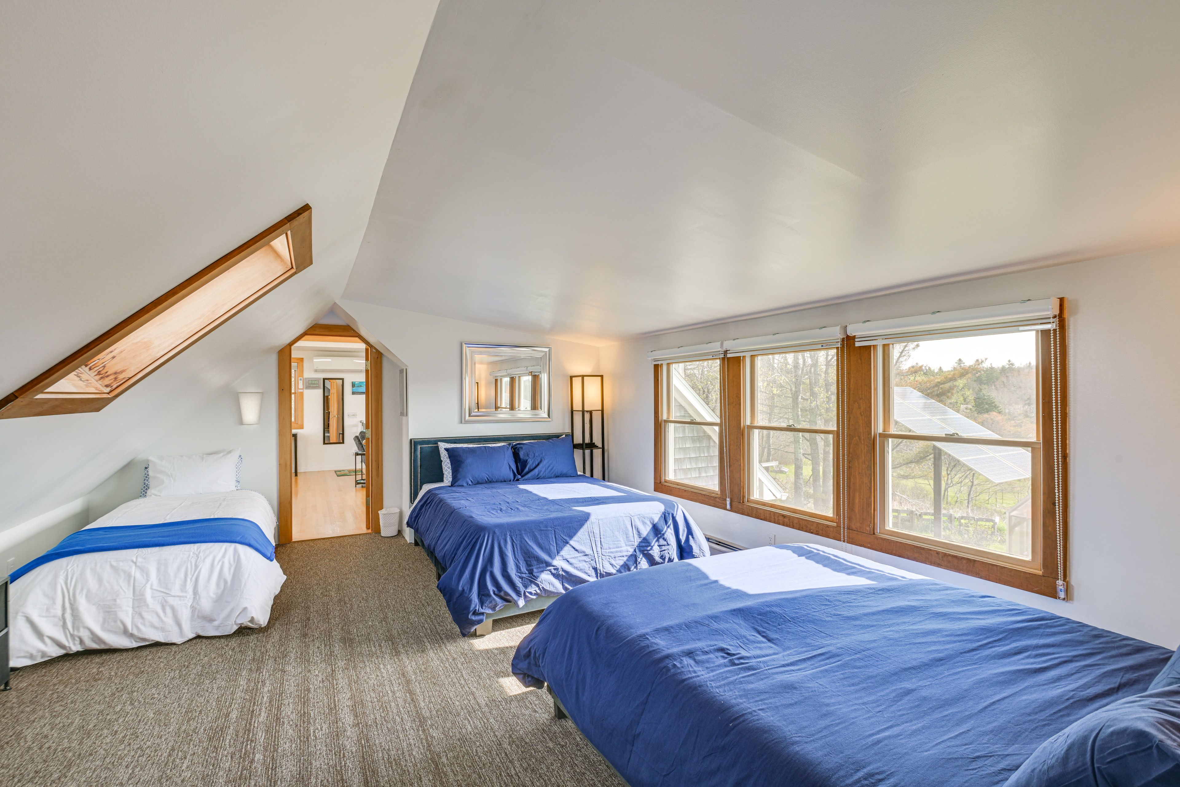 Bedroom 3 (Access via Bathroom 2) | 2 Queen Beds | 2 Twin Beds | 2nd Floor