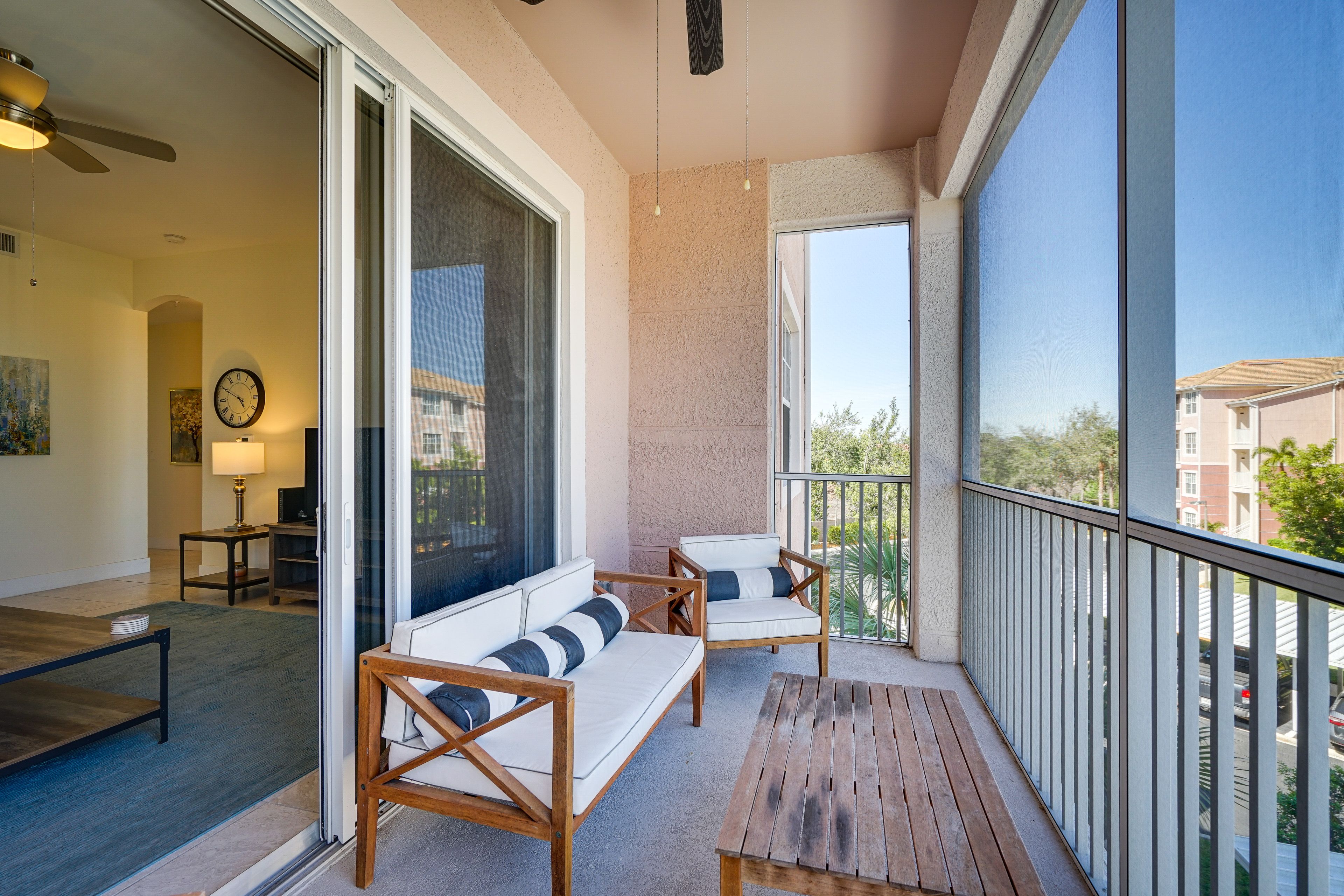 Screened Balcony