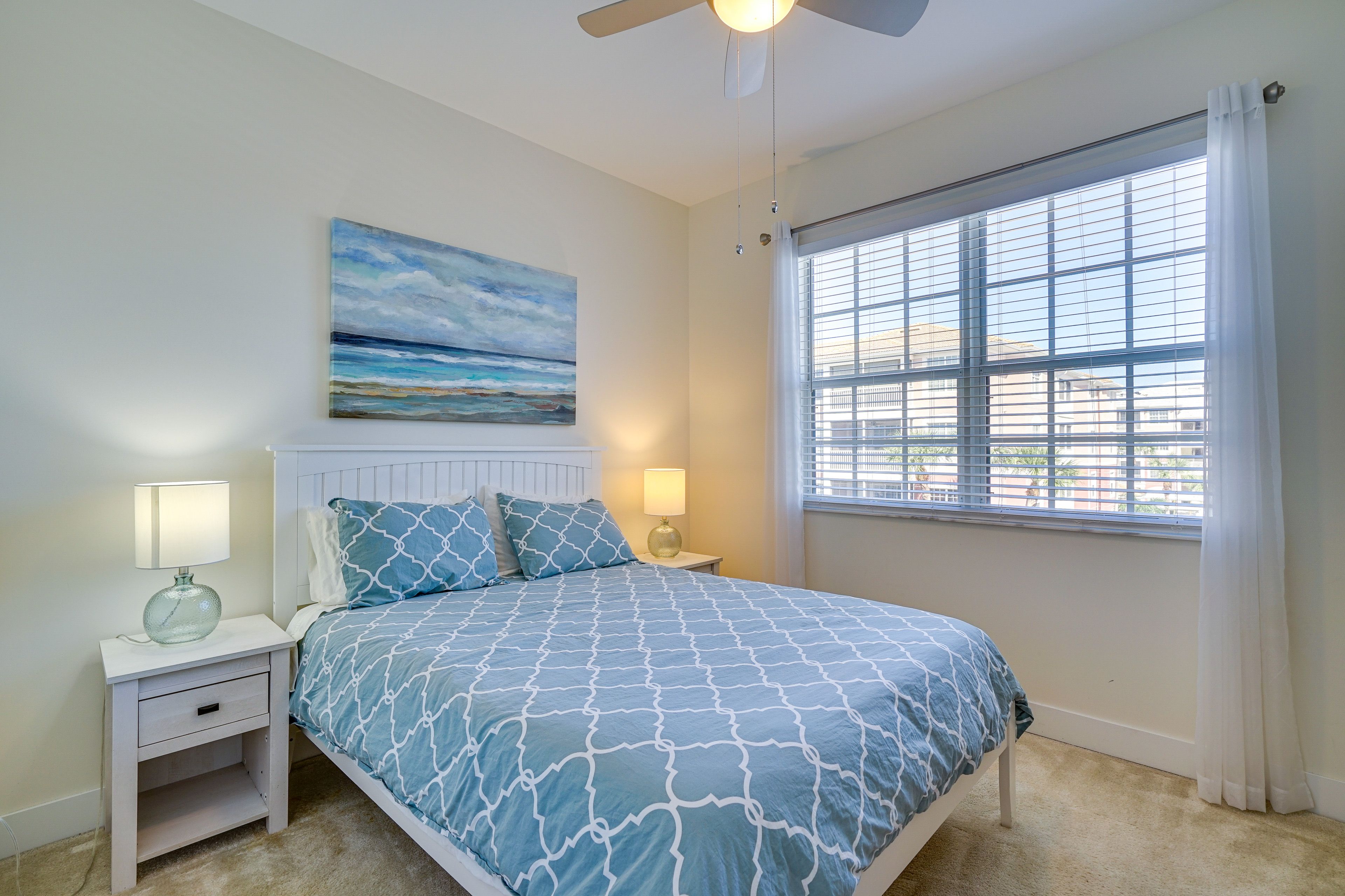 Bedroom 2 | Queen Bed