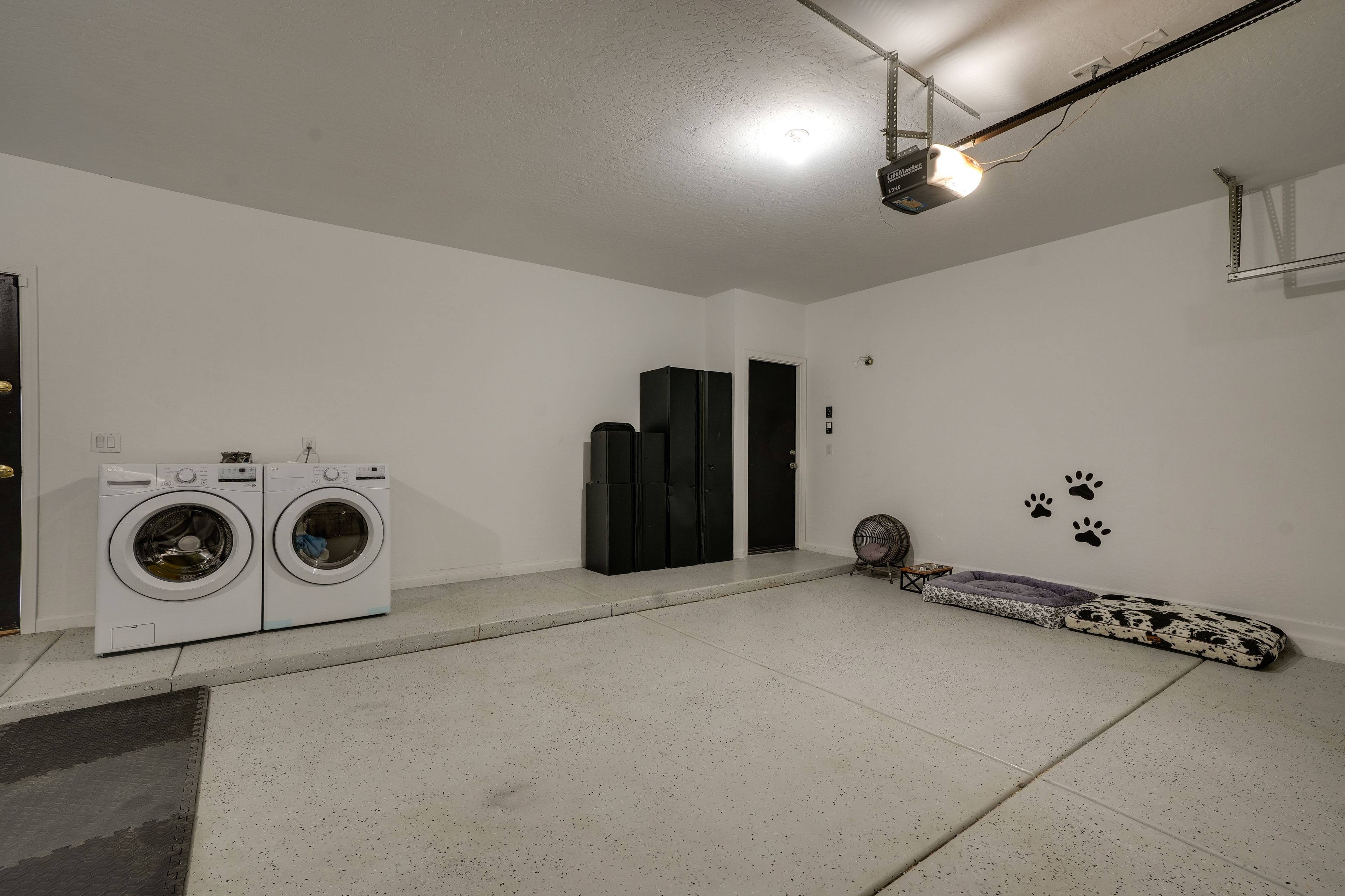 Washer & Dryer | Detergent Provided