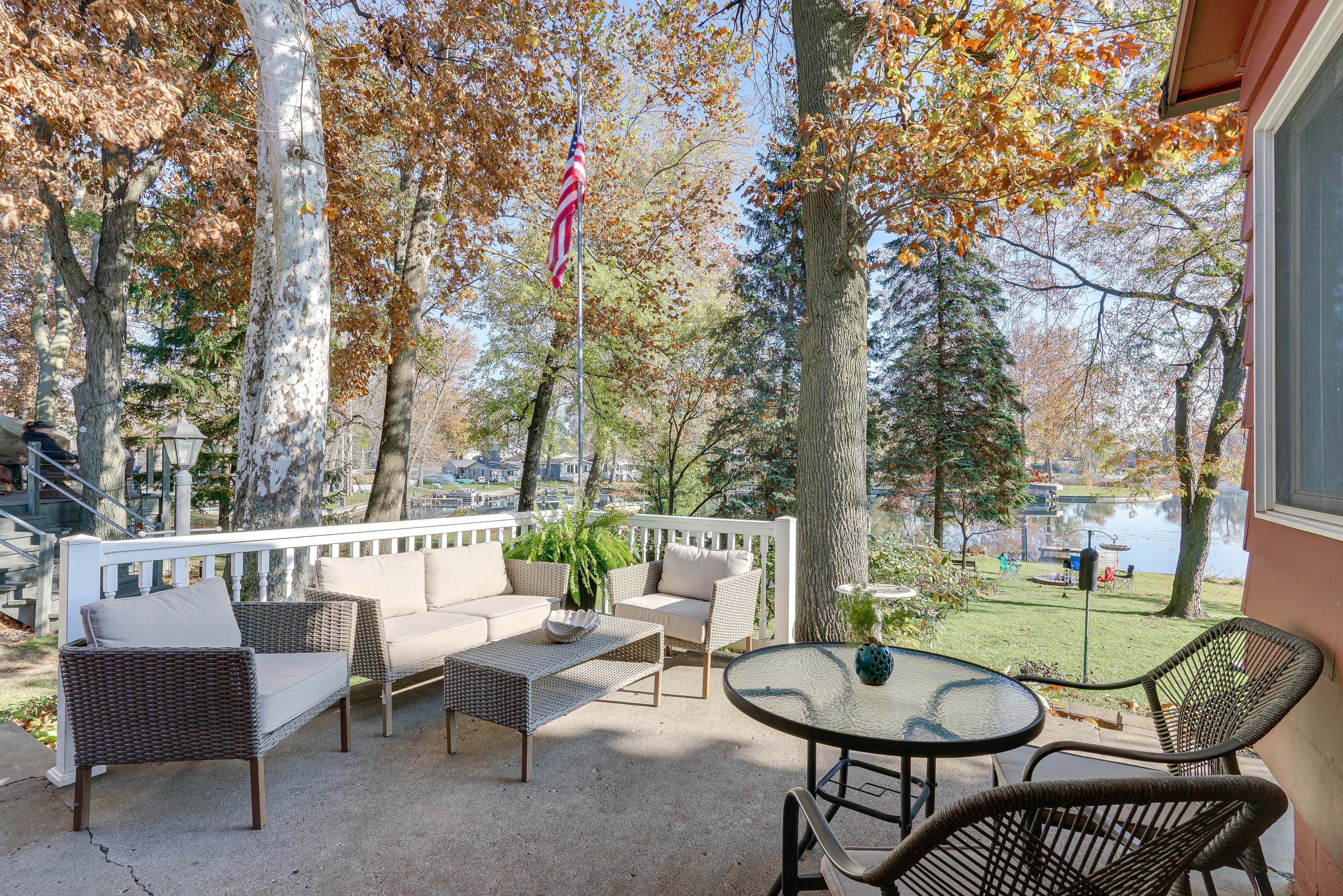 Back Patio | Dining Area