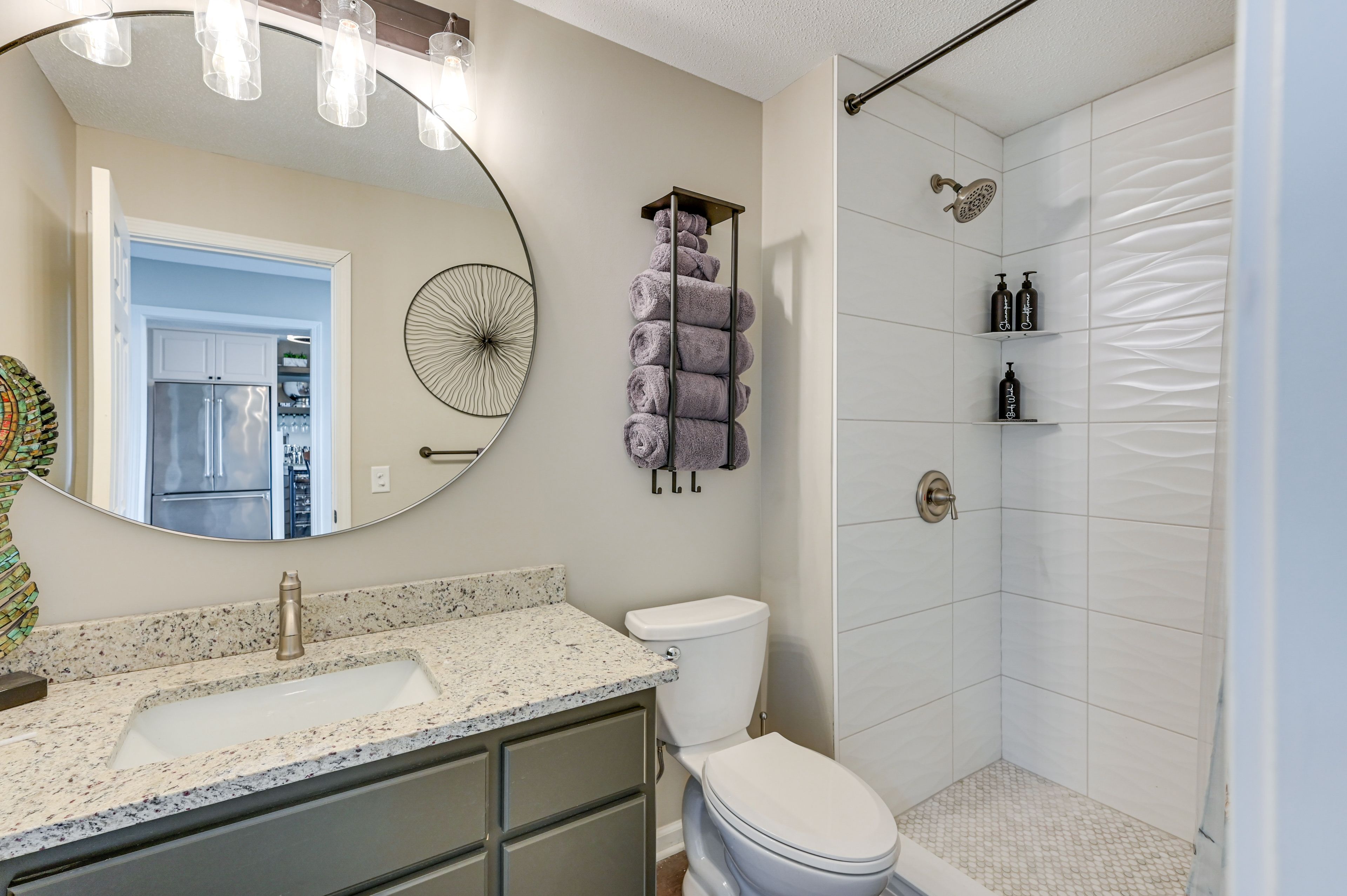Bathroom | 1st Floor