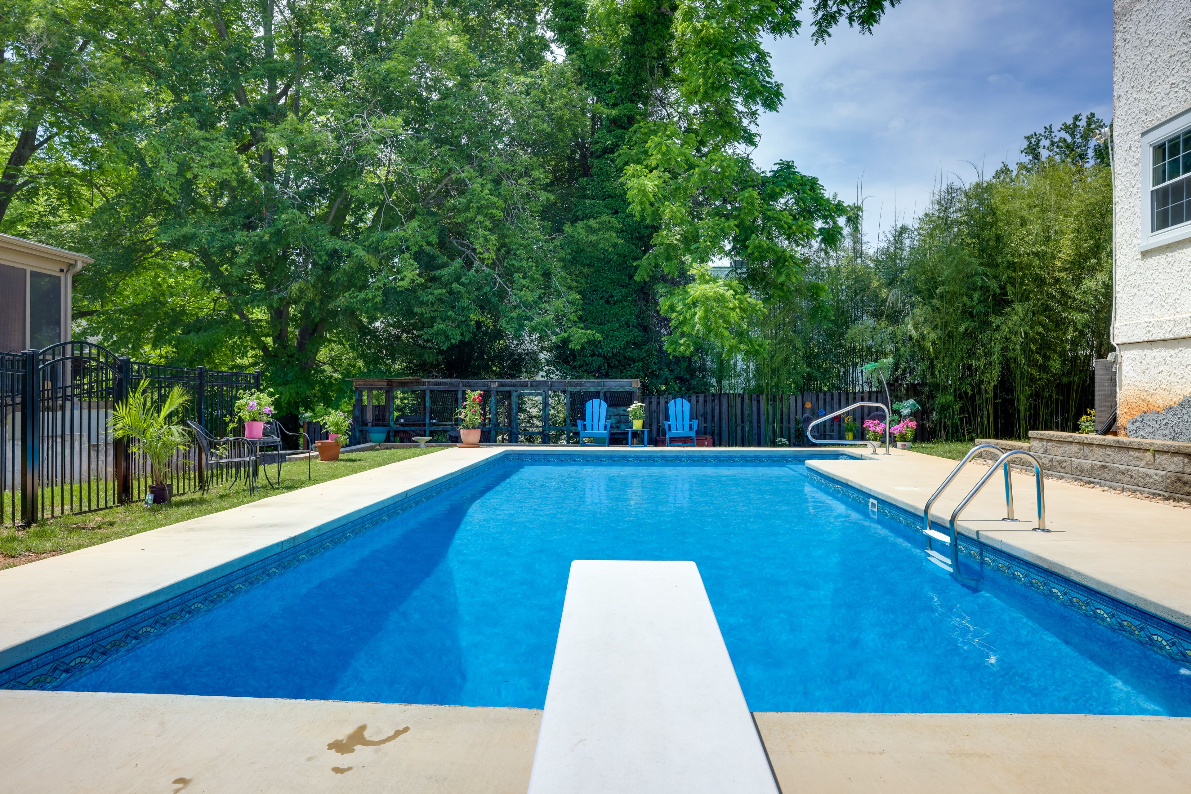 Private Saltwater Pool