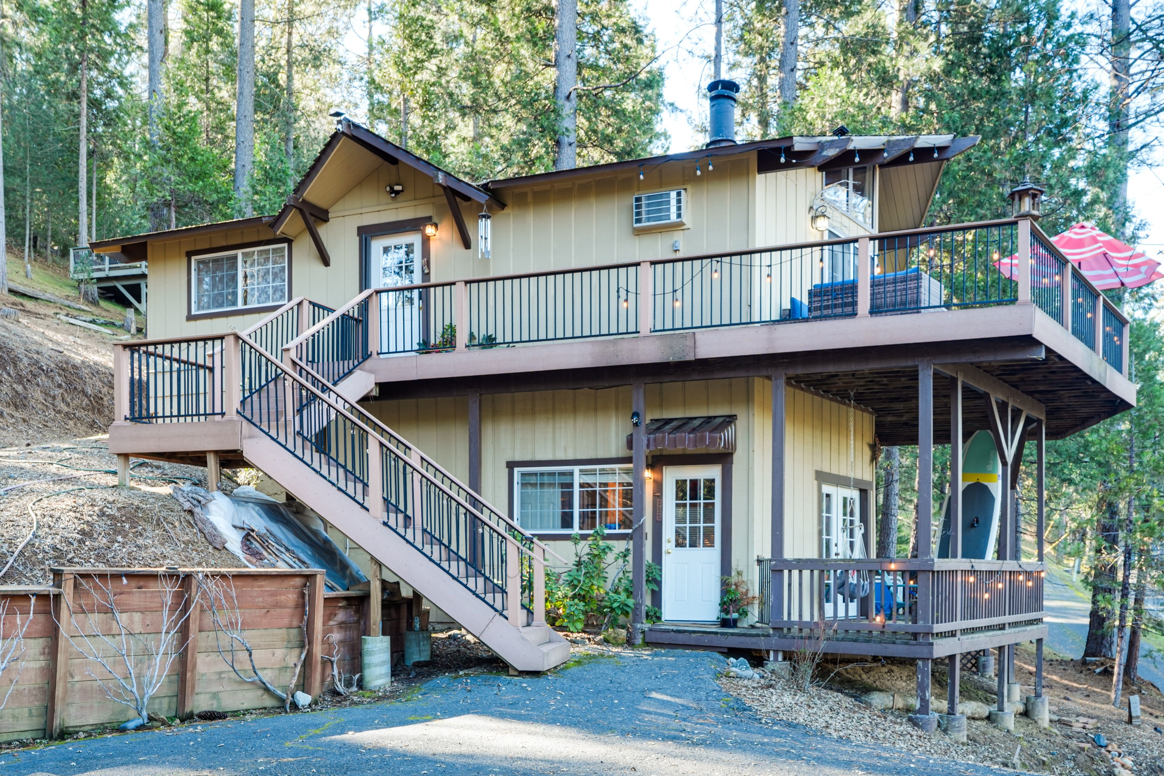 Parking | Driveway (3 Vehicles) | No EV Charging Allowed