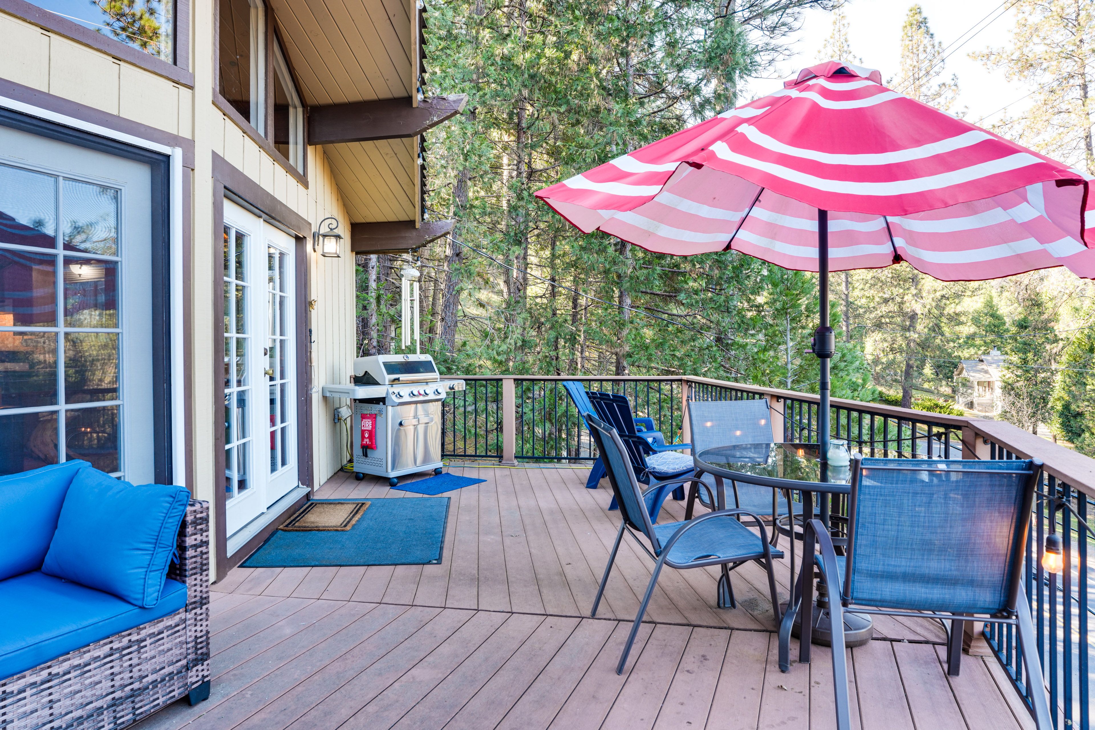 2nd-Floor Deck | Fire Pit | Outdoor Dining | Gas Grill