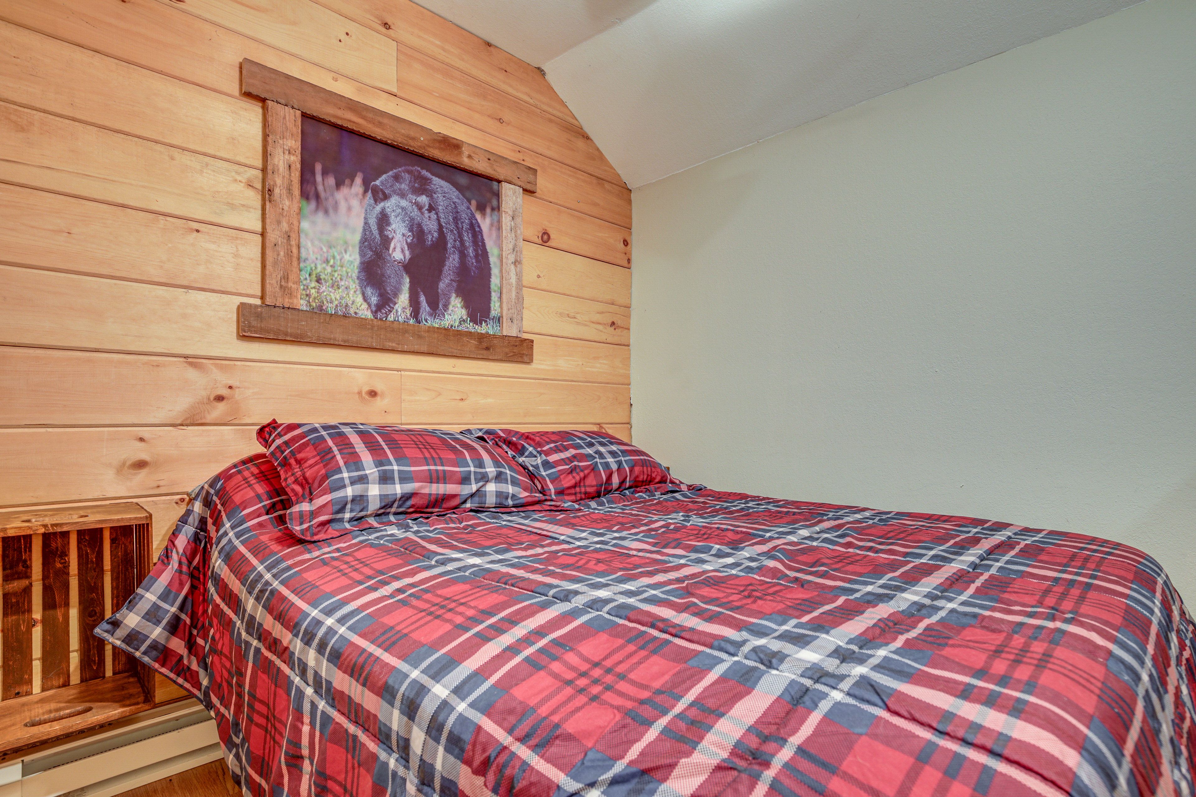 Loft | Full Bed