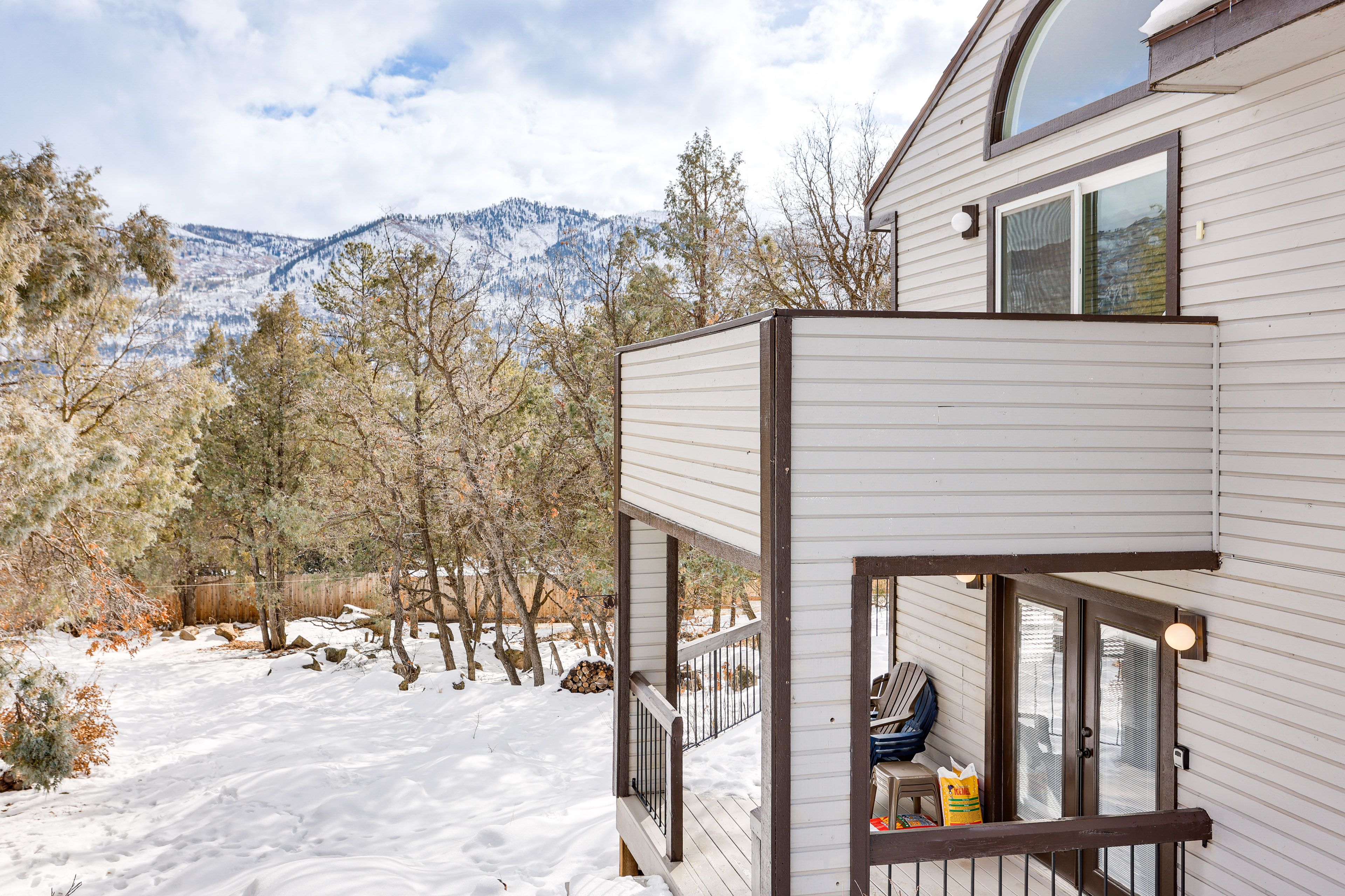 Private Deck & Balcony | Mountain Views