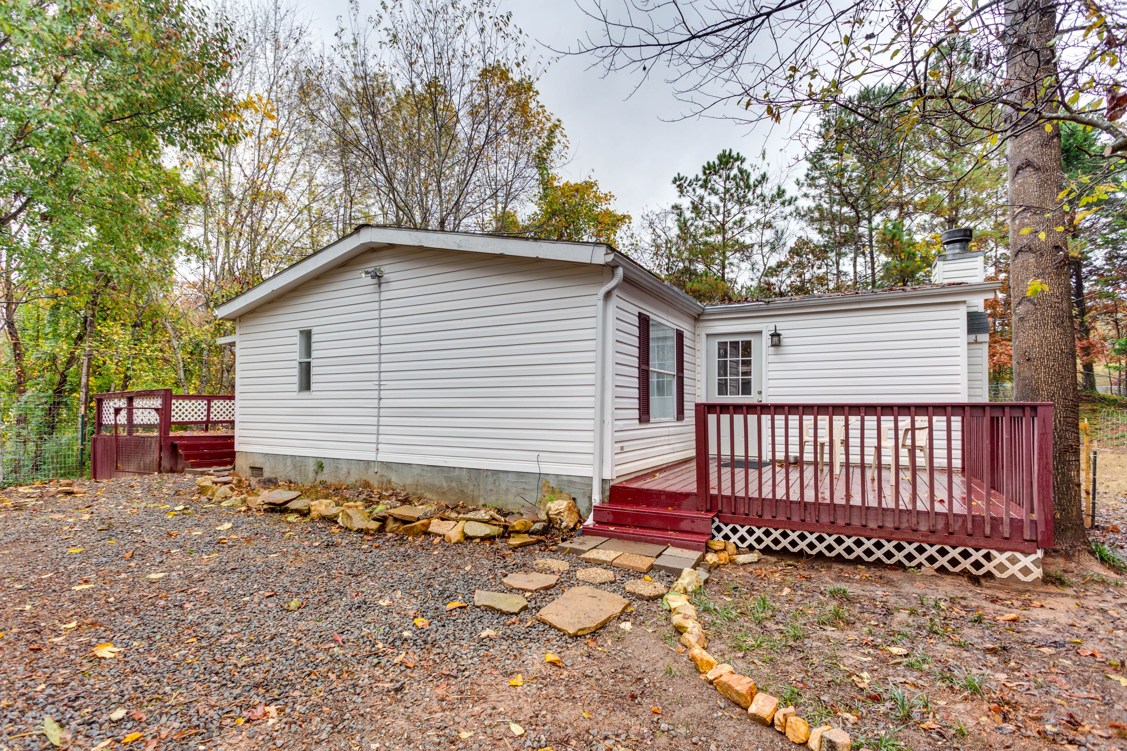 Parking | Gravel Driveway (6 Vehicles) | RV/Trailer Parking Allowed