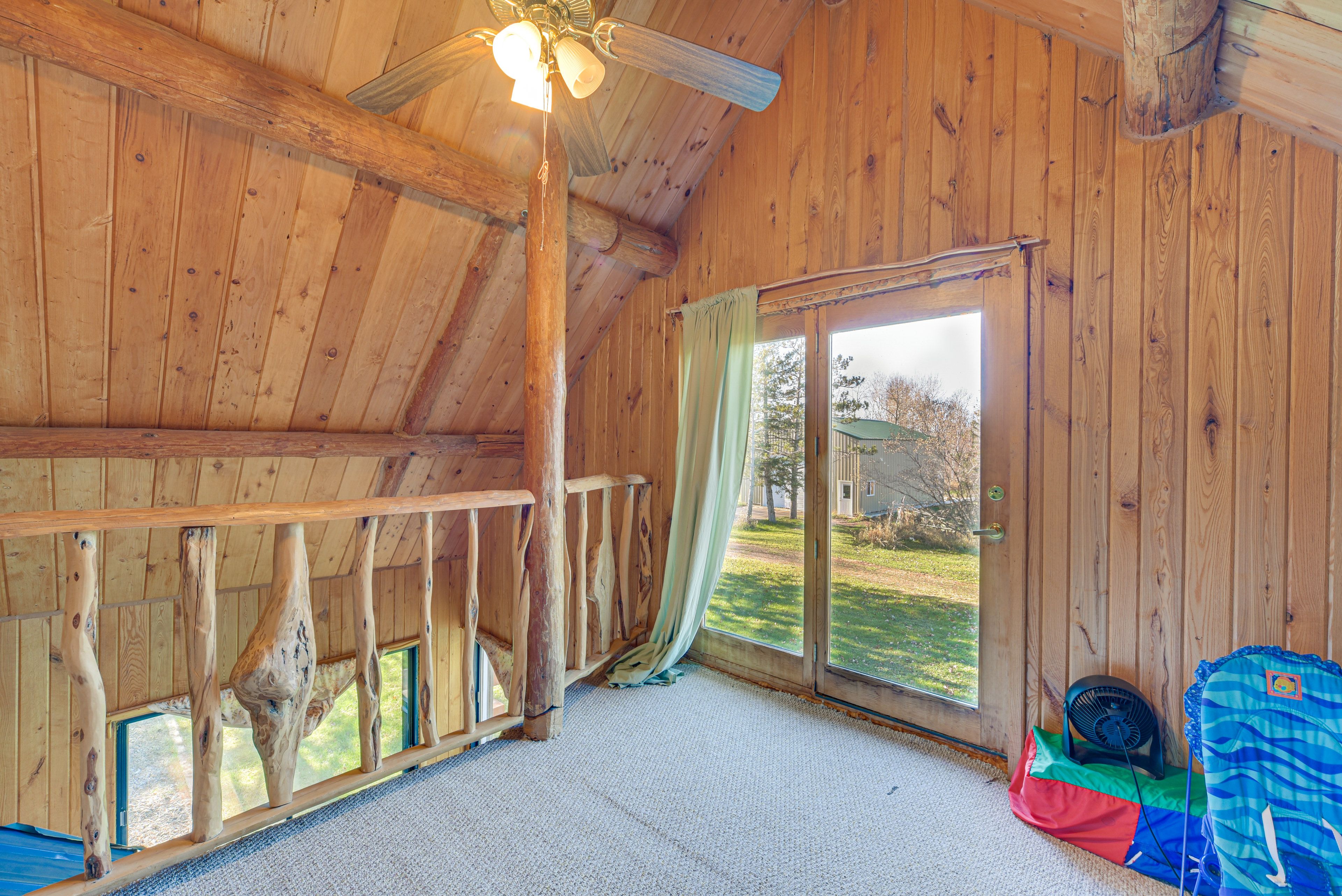 Loft | 2nd Floor
