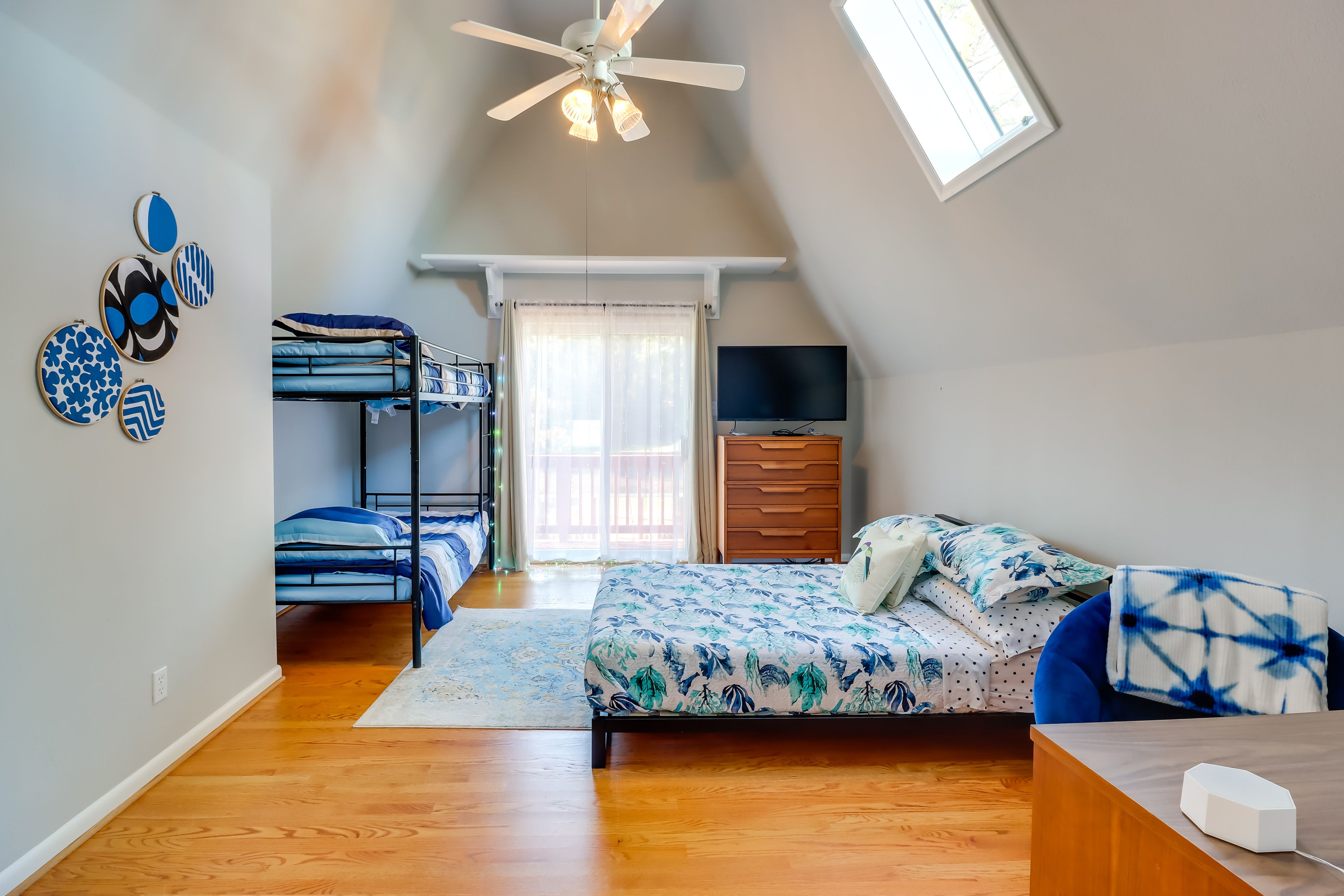 Bedroom 2 | Queen Bed | Twin Bunk Bed