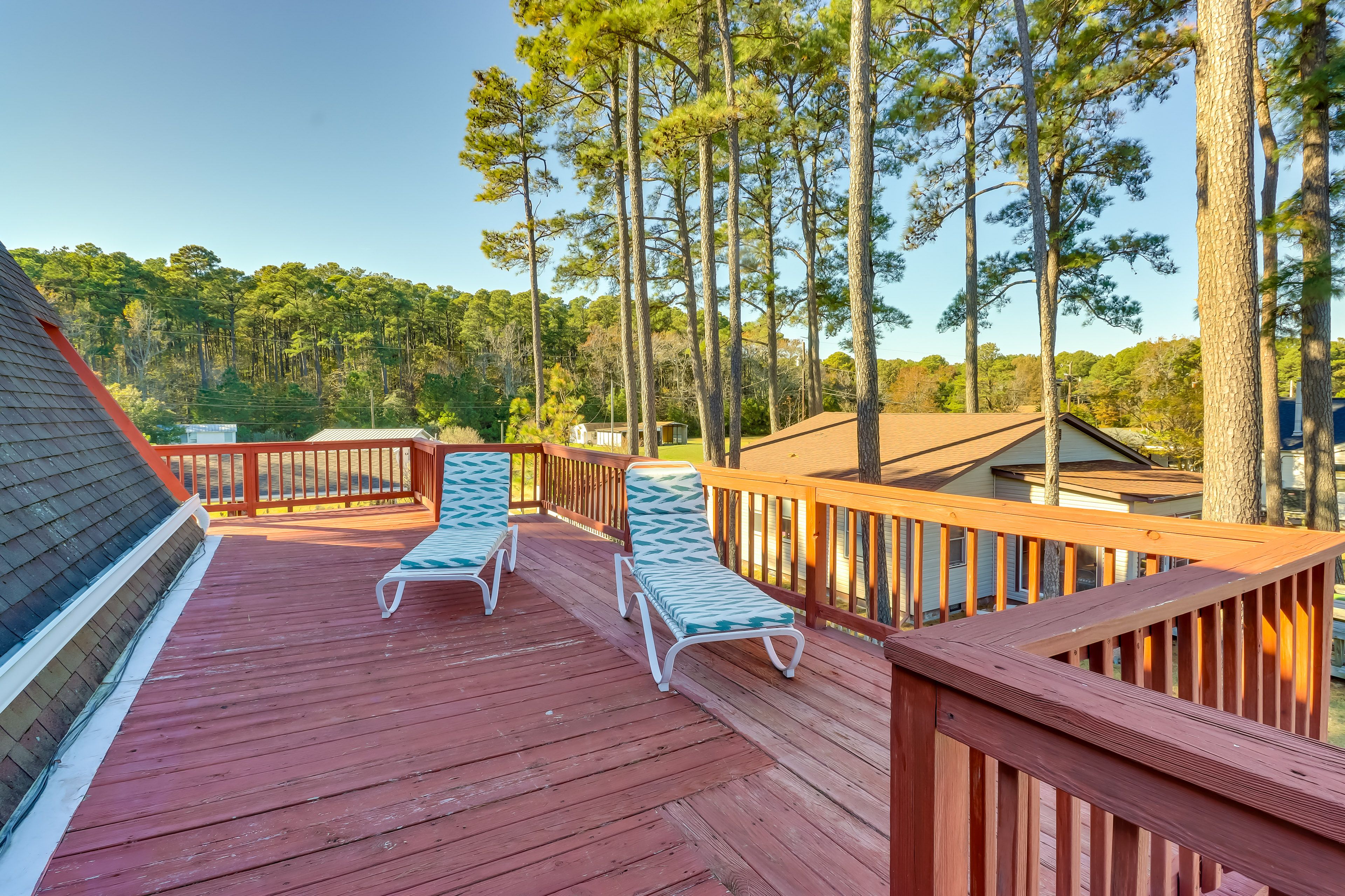 Private Deck | Outdoor Seating