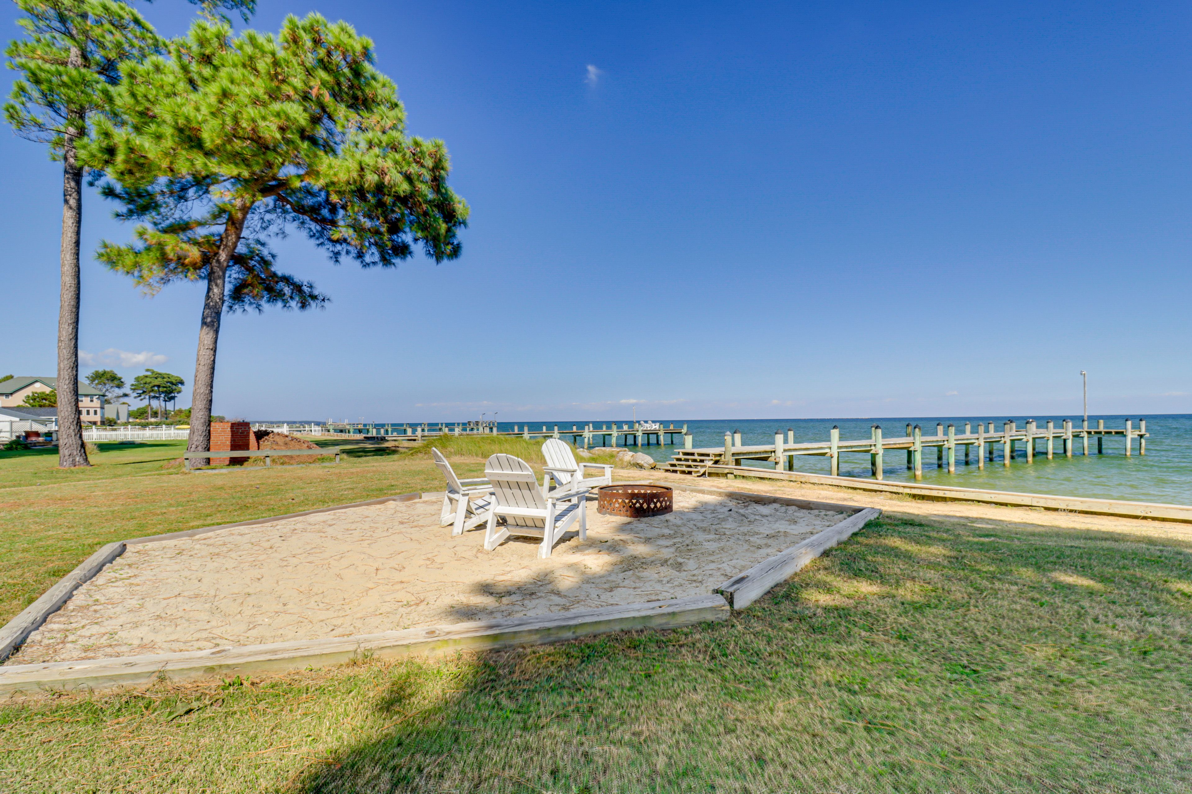 Fire Pit | Private Dock