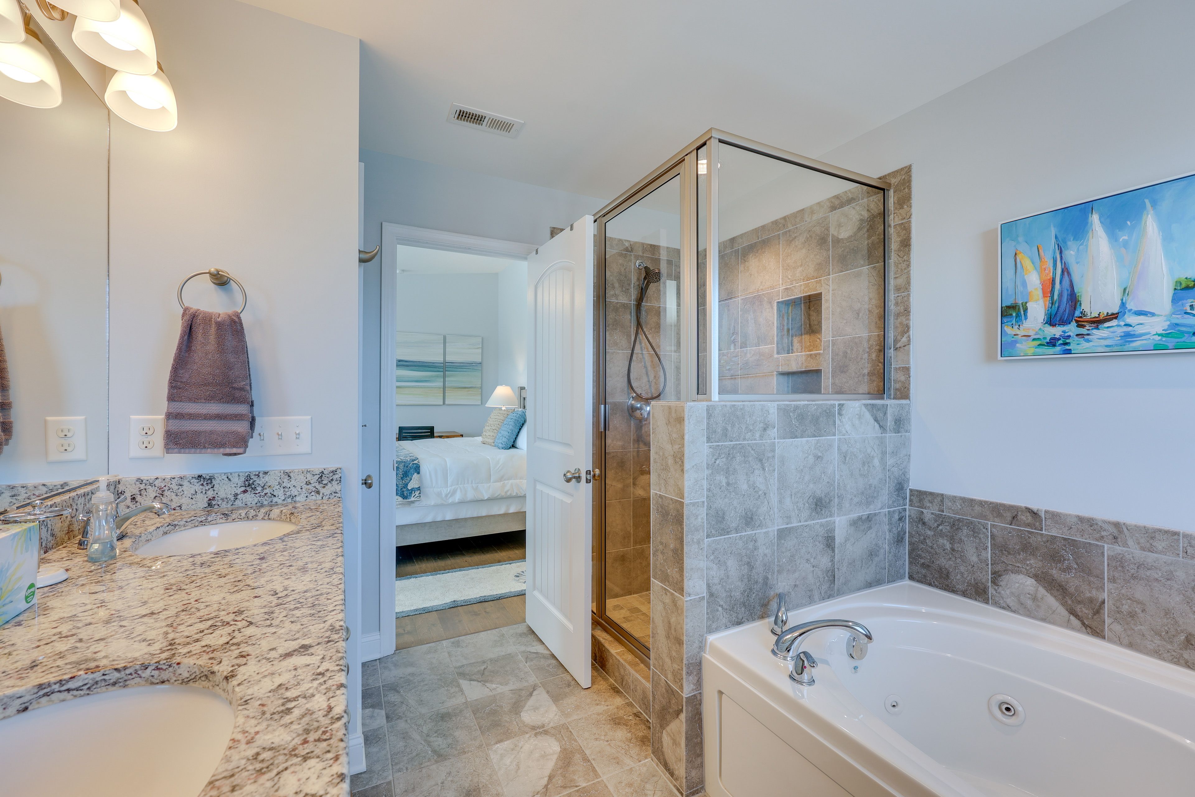 En-Suite Bathroom | Jetted Tub | Double Sinks | 3rd Floor