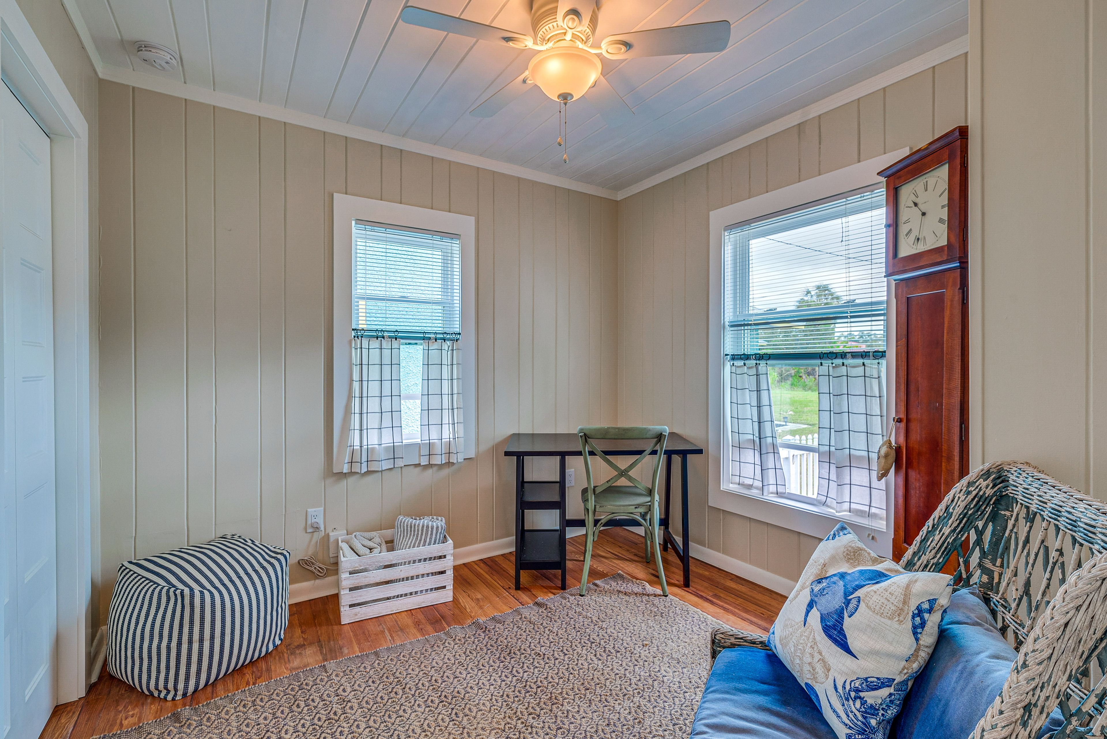 Bonus Room | Ceiling Fans