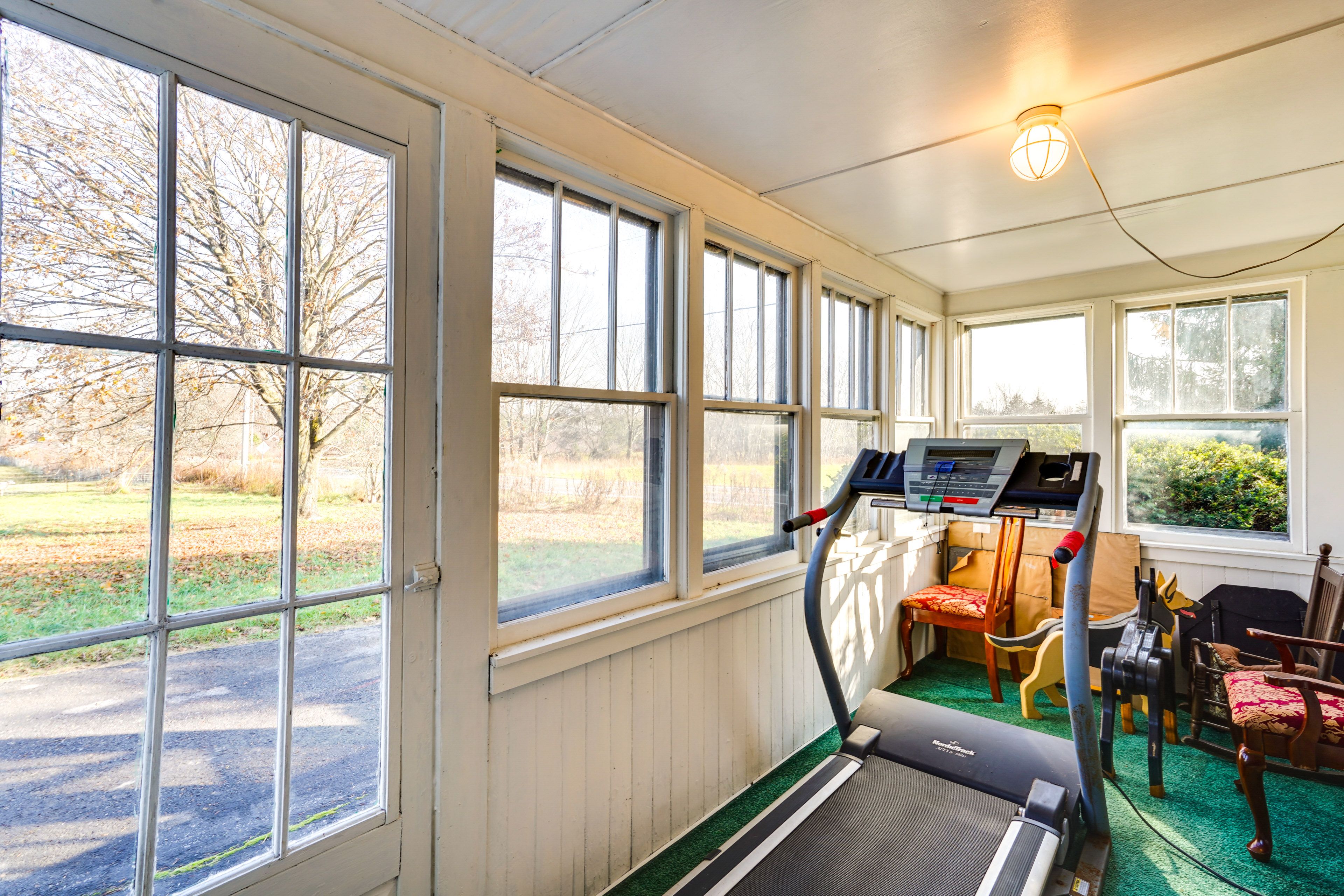 Sunroom | Treadmill