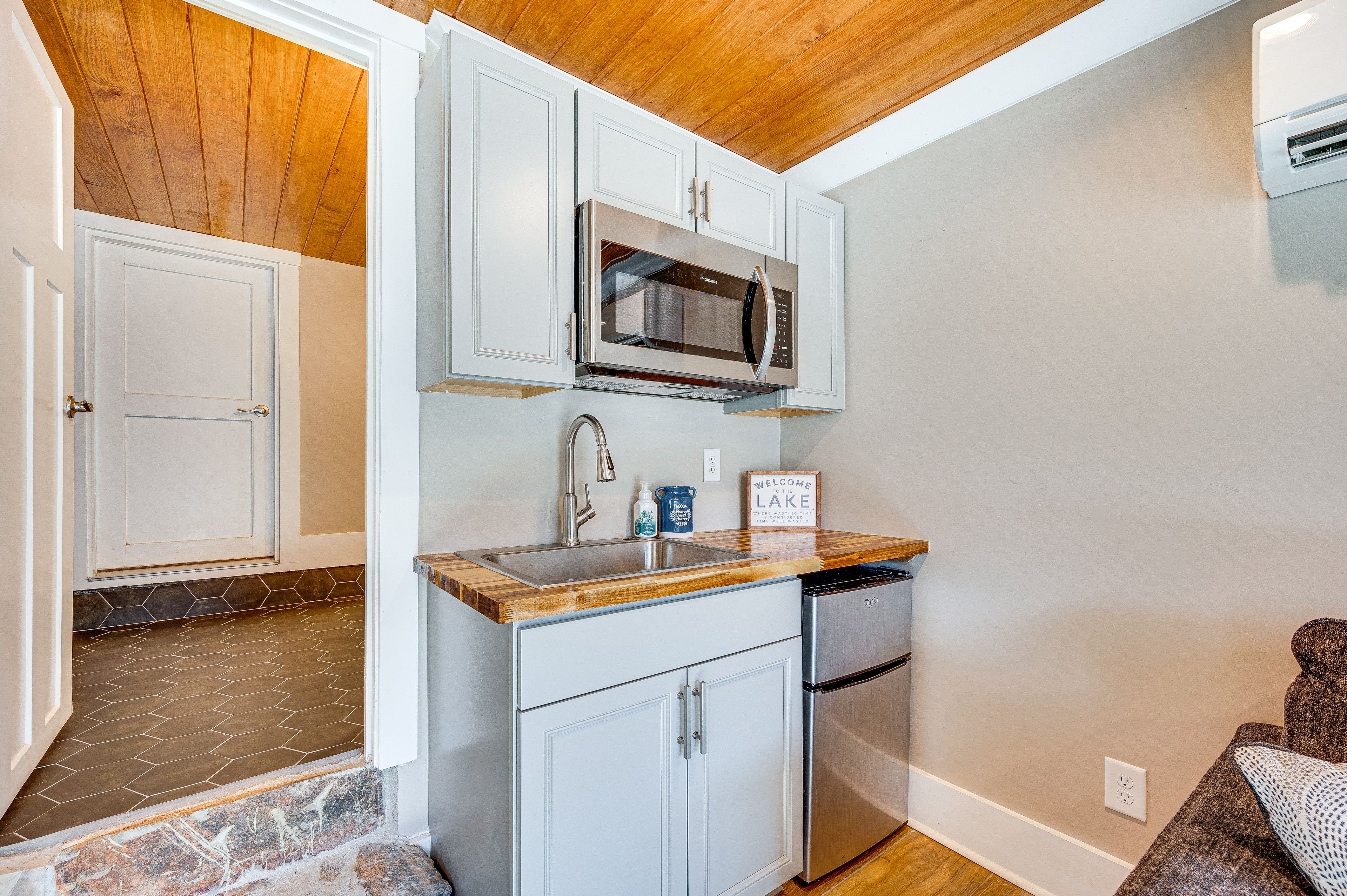 Kitchenette | Ground Floor | Mini Fridge | Sink | Microwave