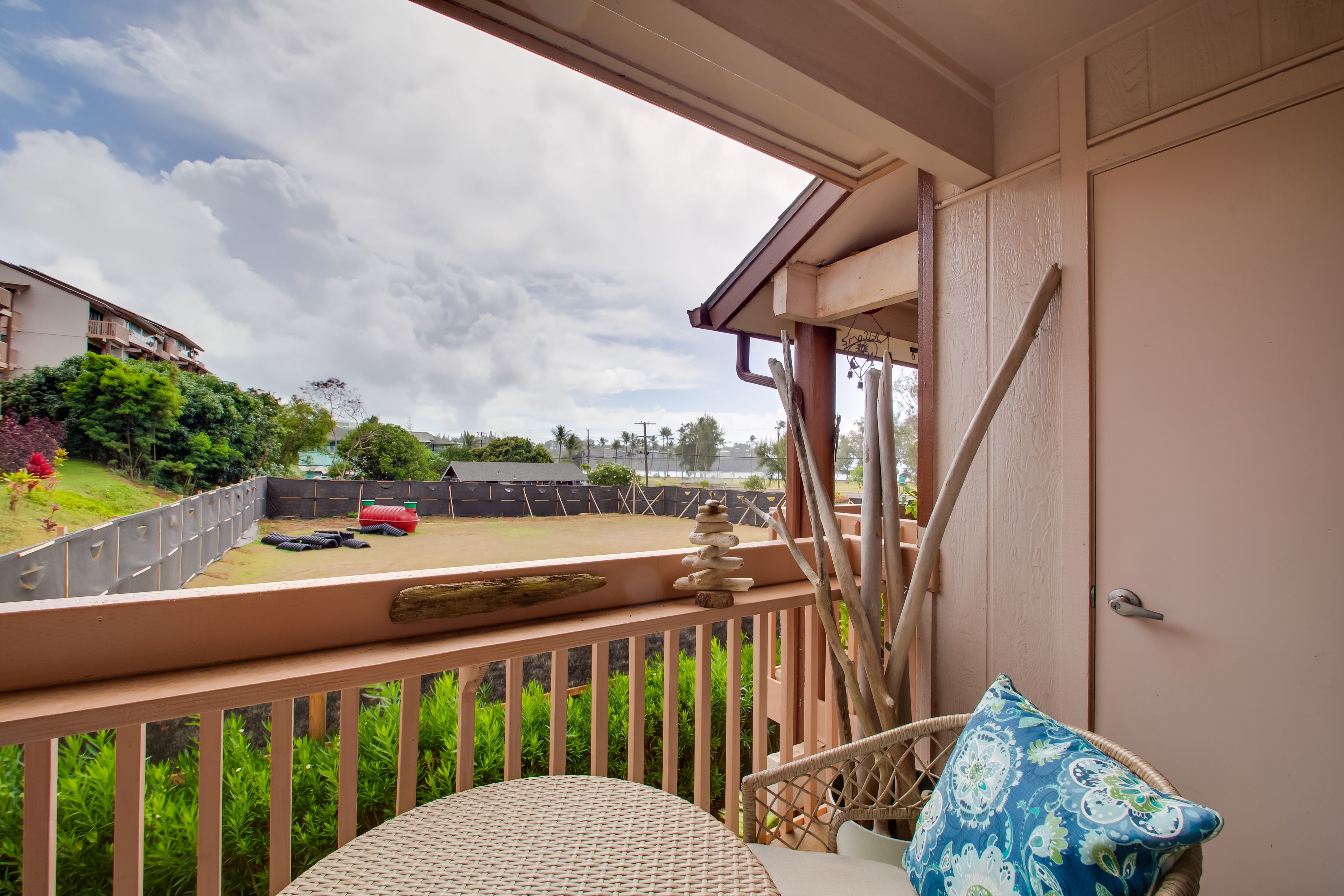 Main Balcony | 1st Floor