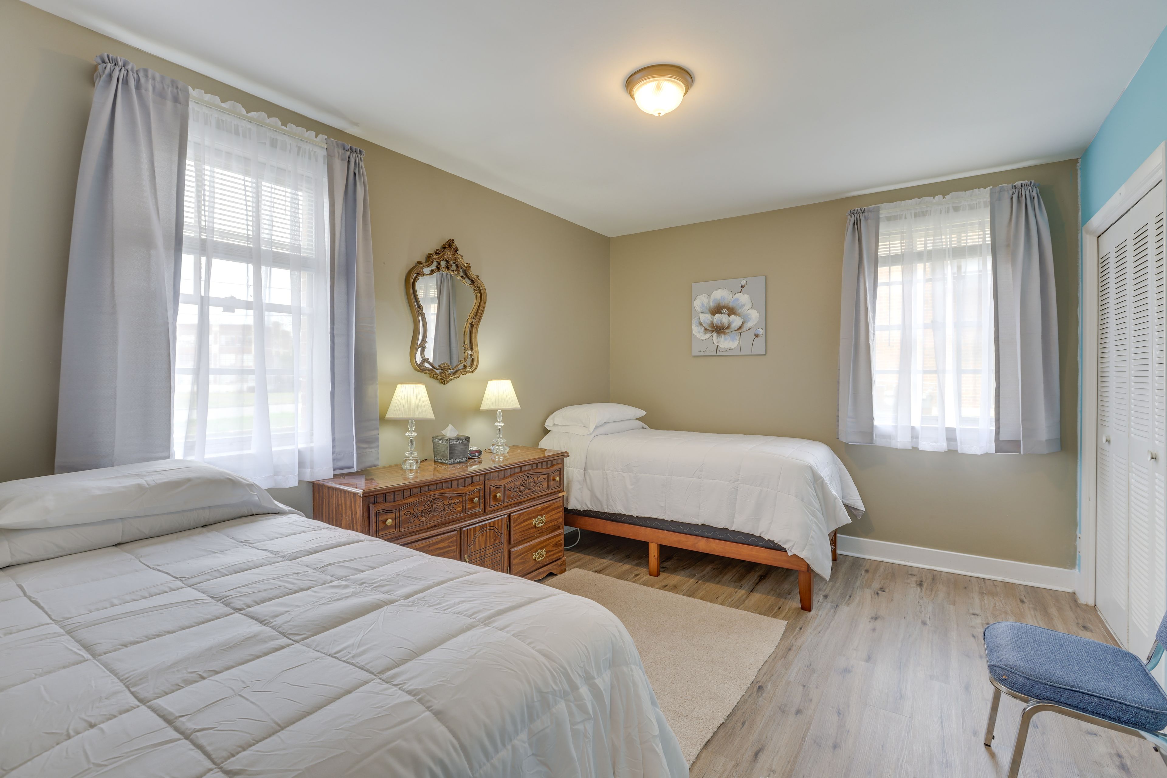 Bedroom 2 | 2 Twin Beds