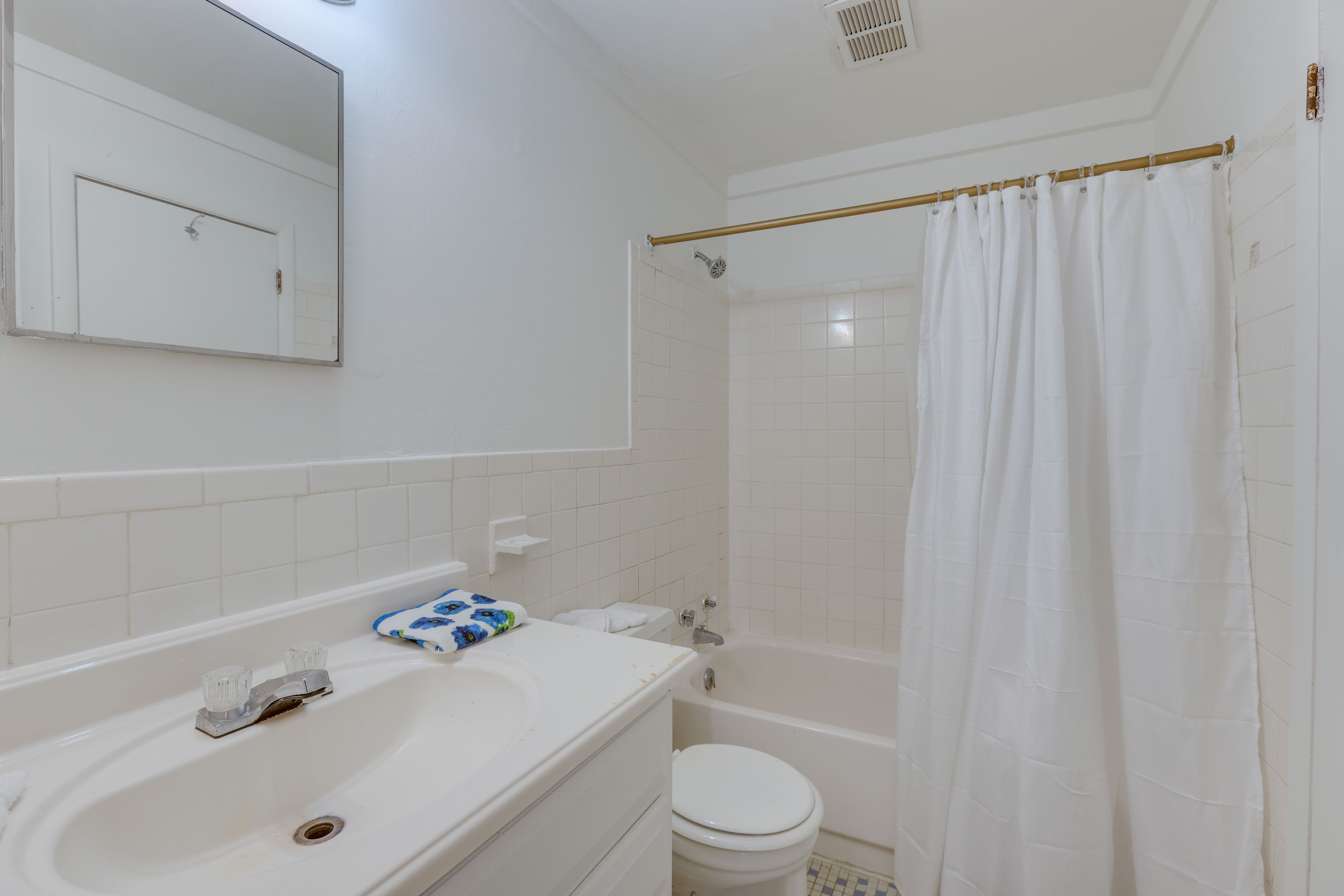 En-Suite Bathroom