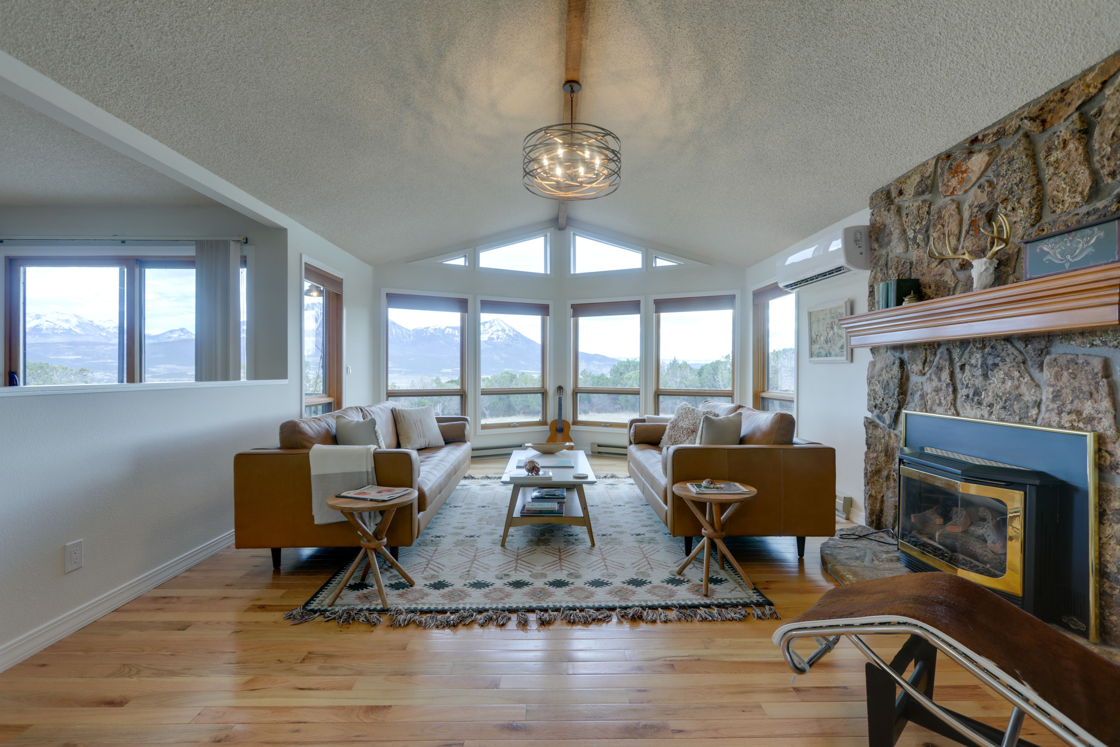 Hotchkiss Vacation Rental | 5BR | 4BA | 3,100 Sq Ft | Stairs Required