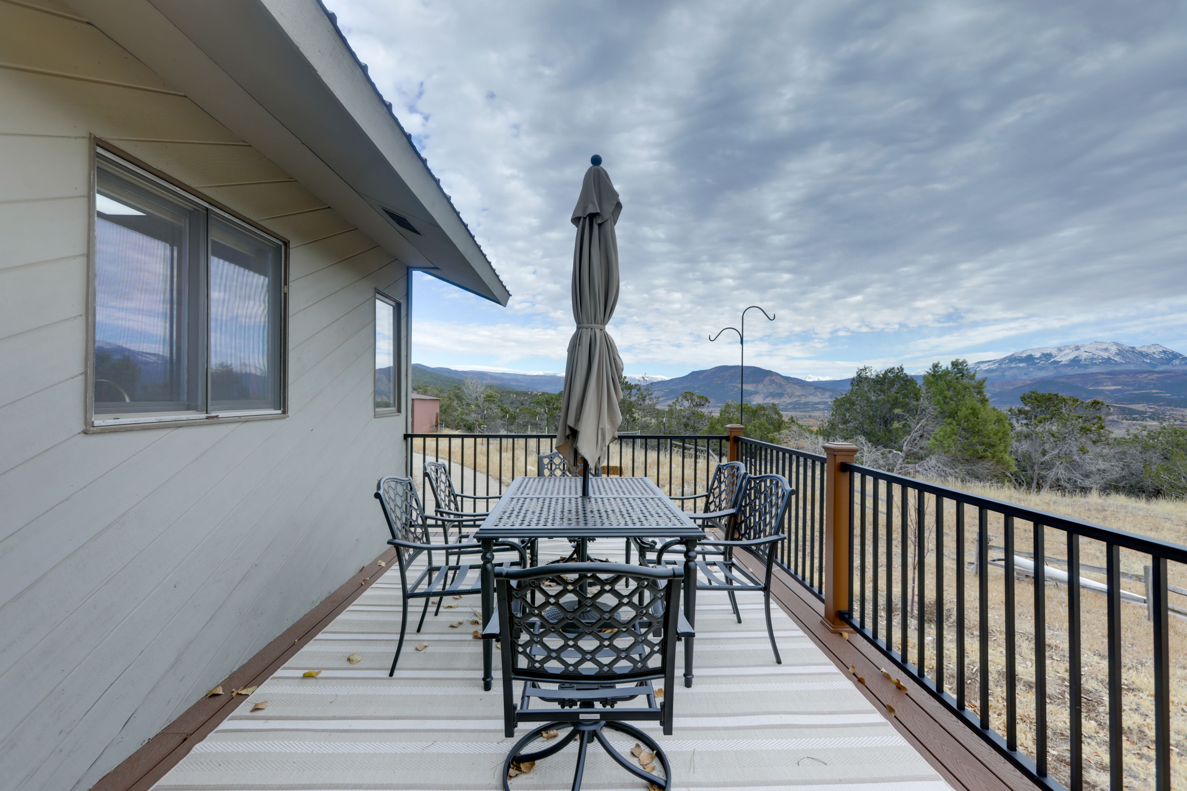 Deck | Outdoor Dining Area | Mountain Views