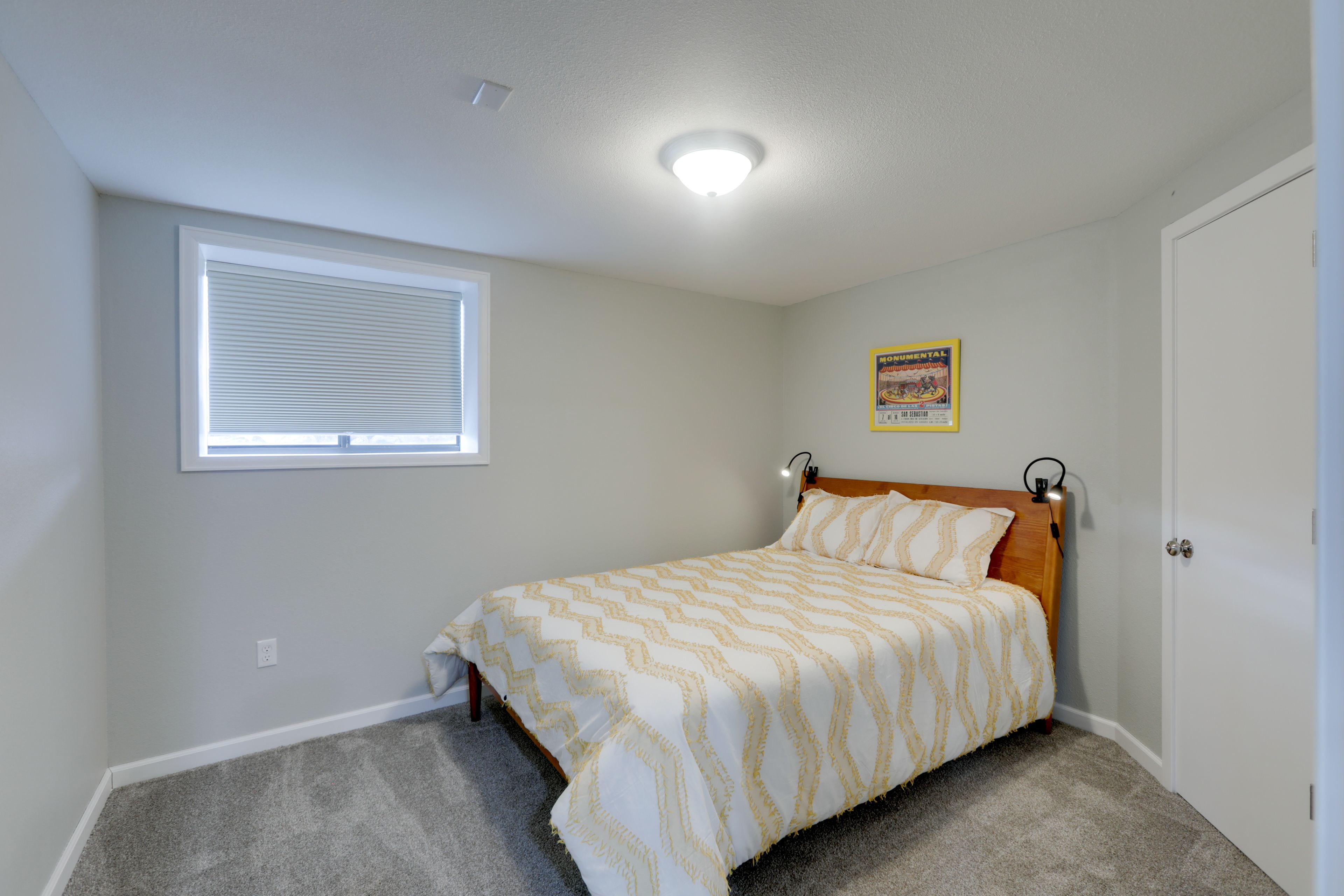 Bedroom 4 | Queen Bed | 1st Floor