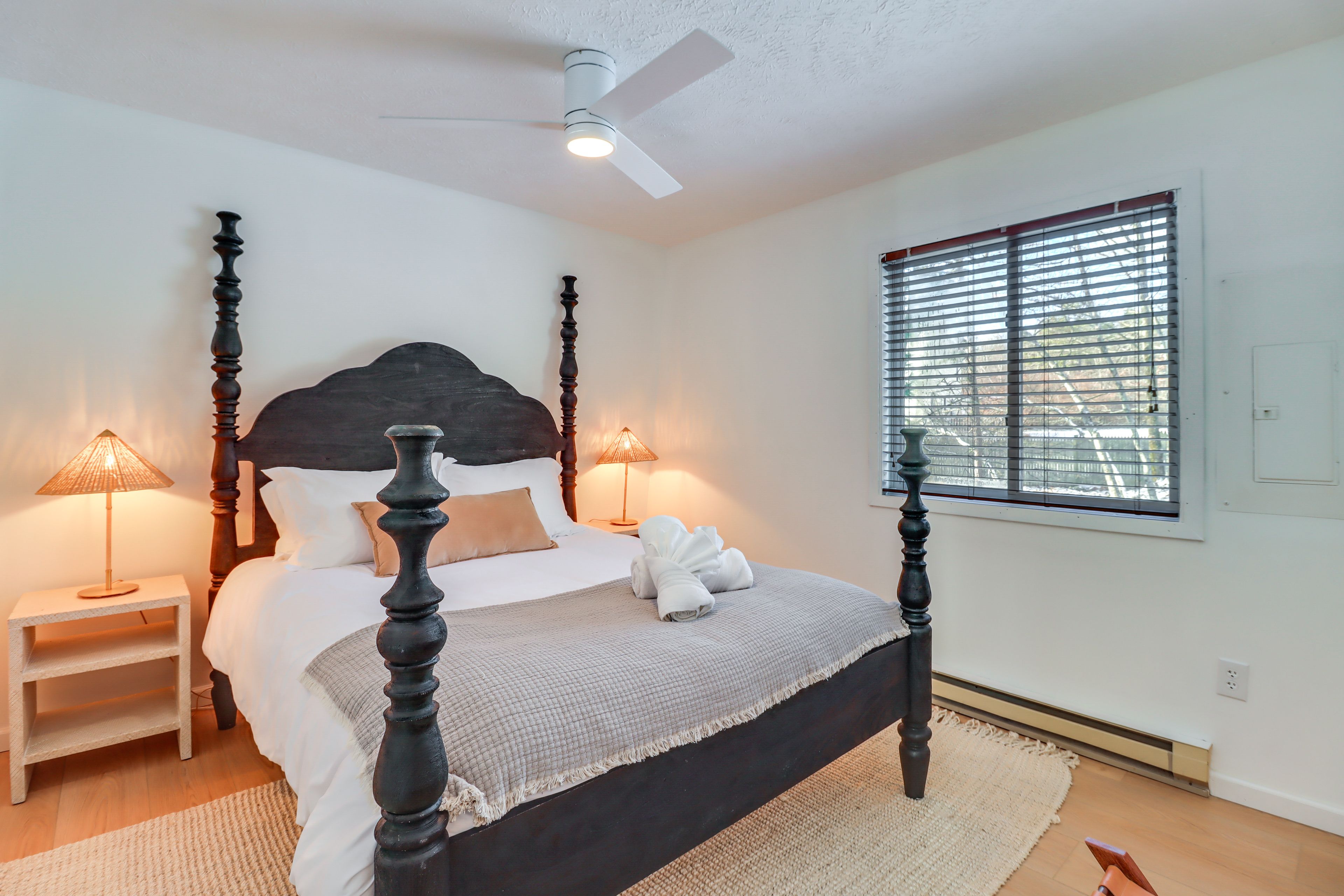 Bedroom 3 | Queen Bed | 1st Floor