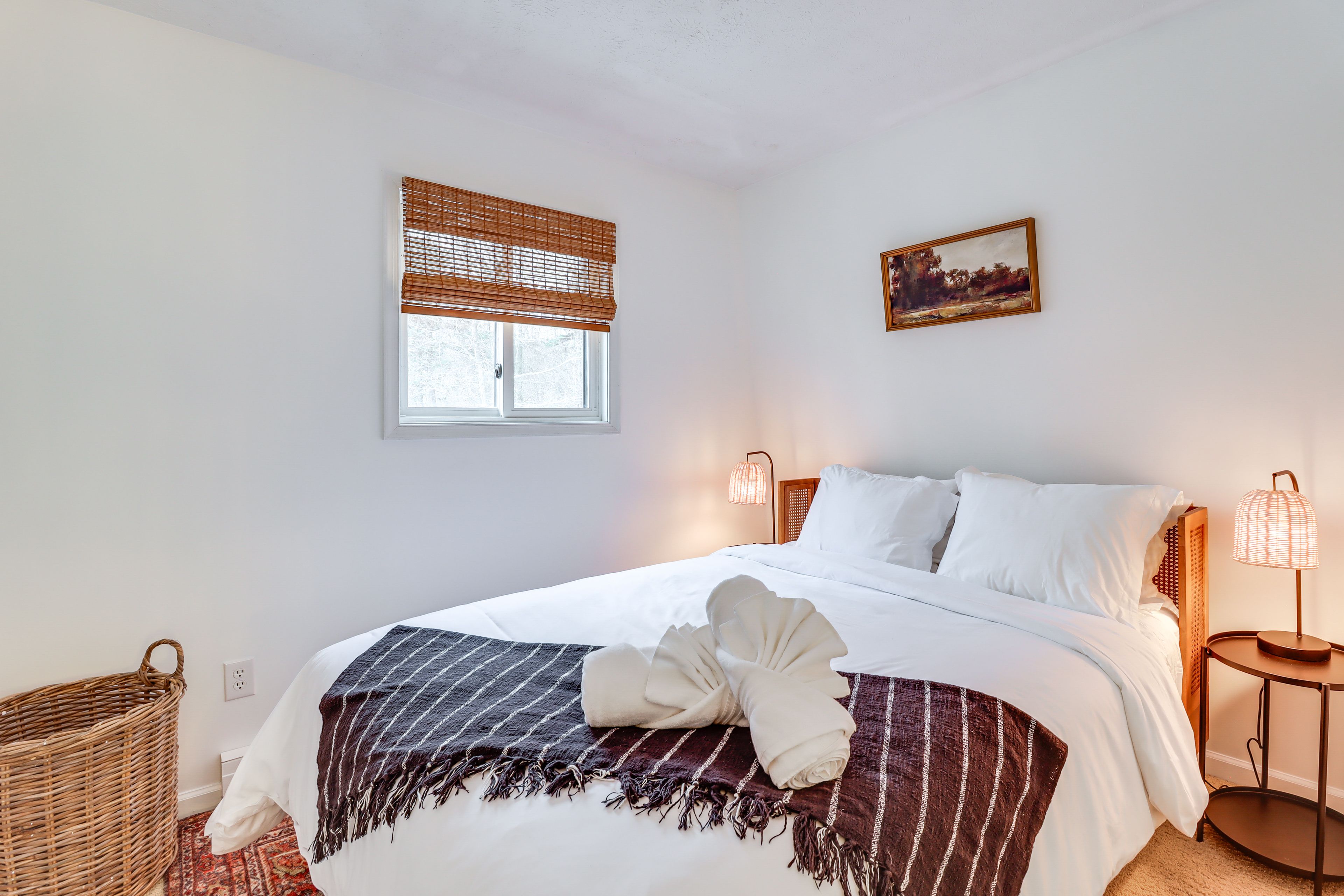 Bedroom 1 | Queen Bed | 2nd Floor