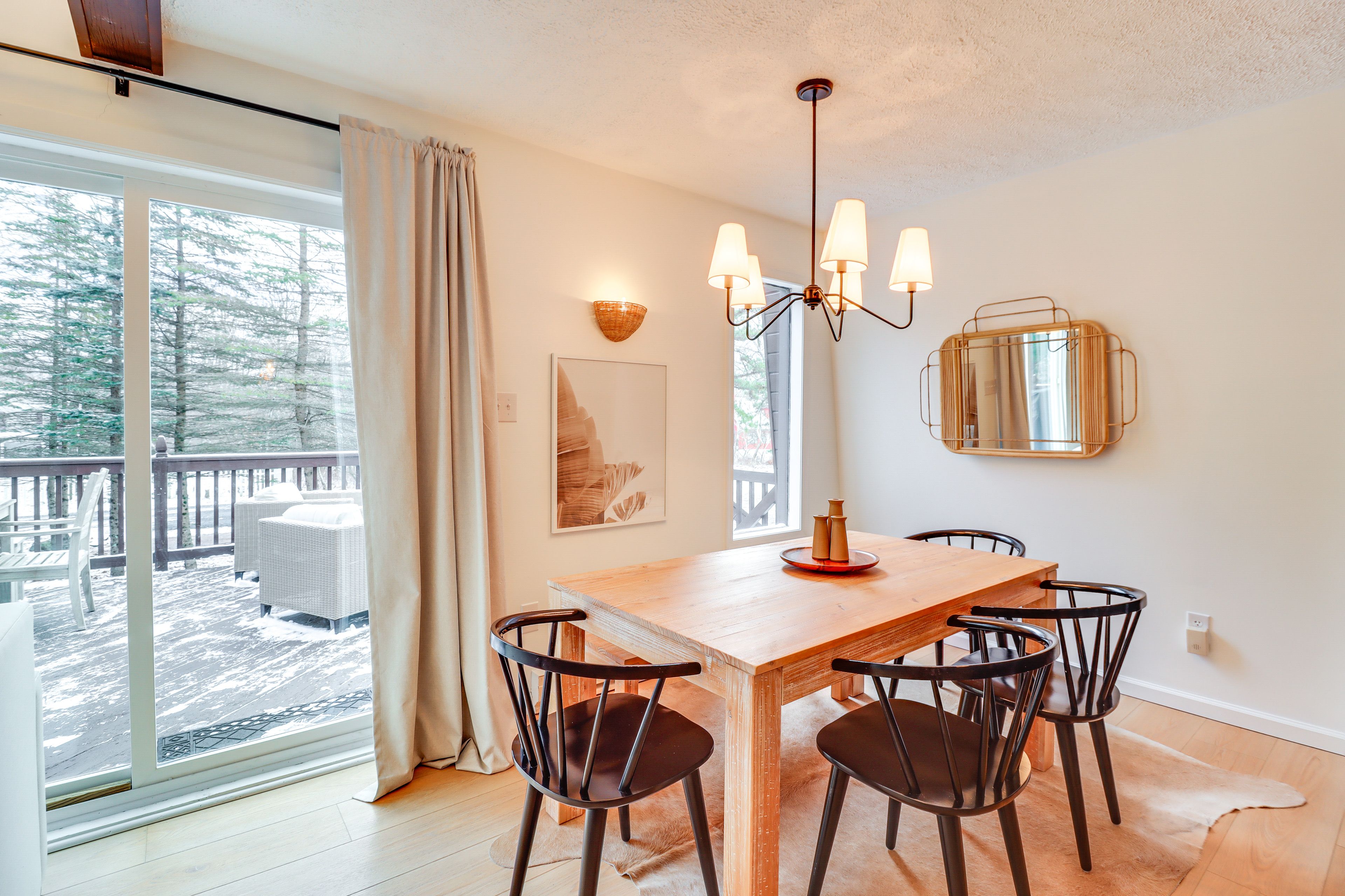 Dining Table | 1st Floor | Dishware & Flatware