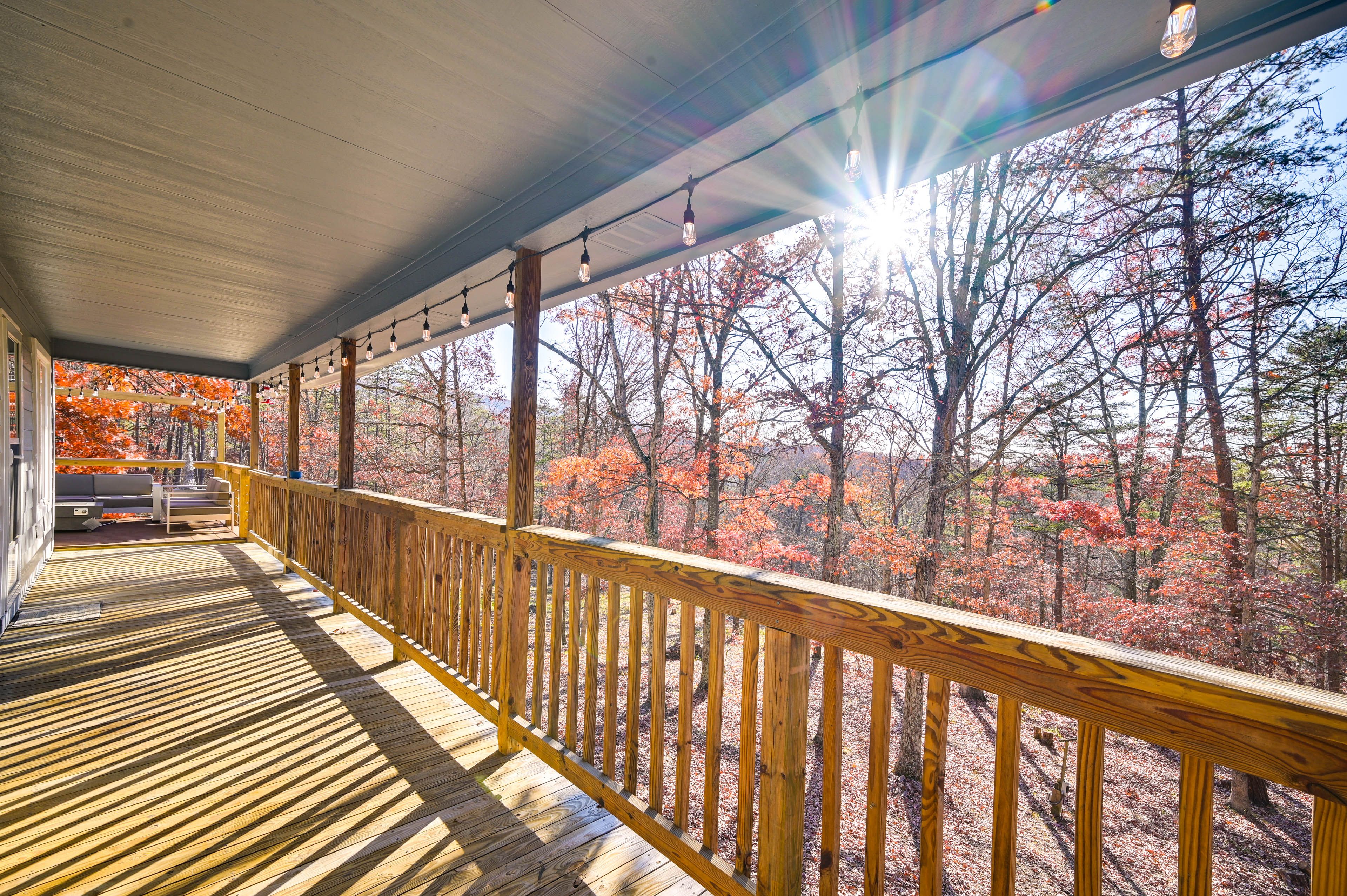 Wraparound Deck