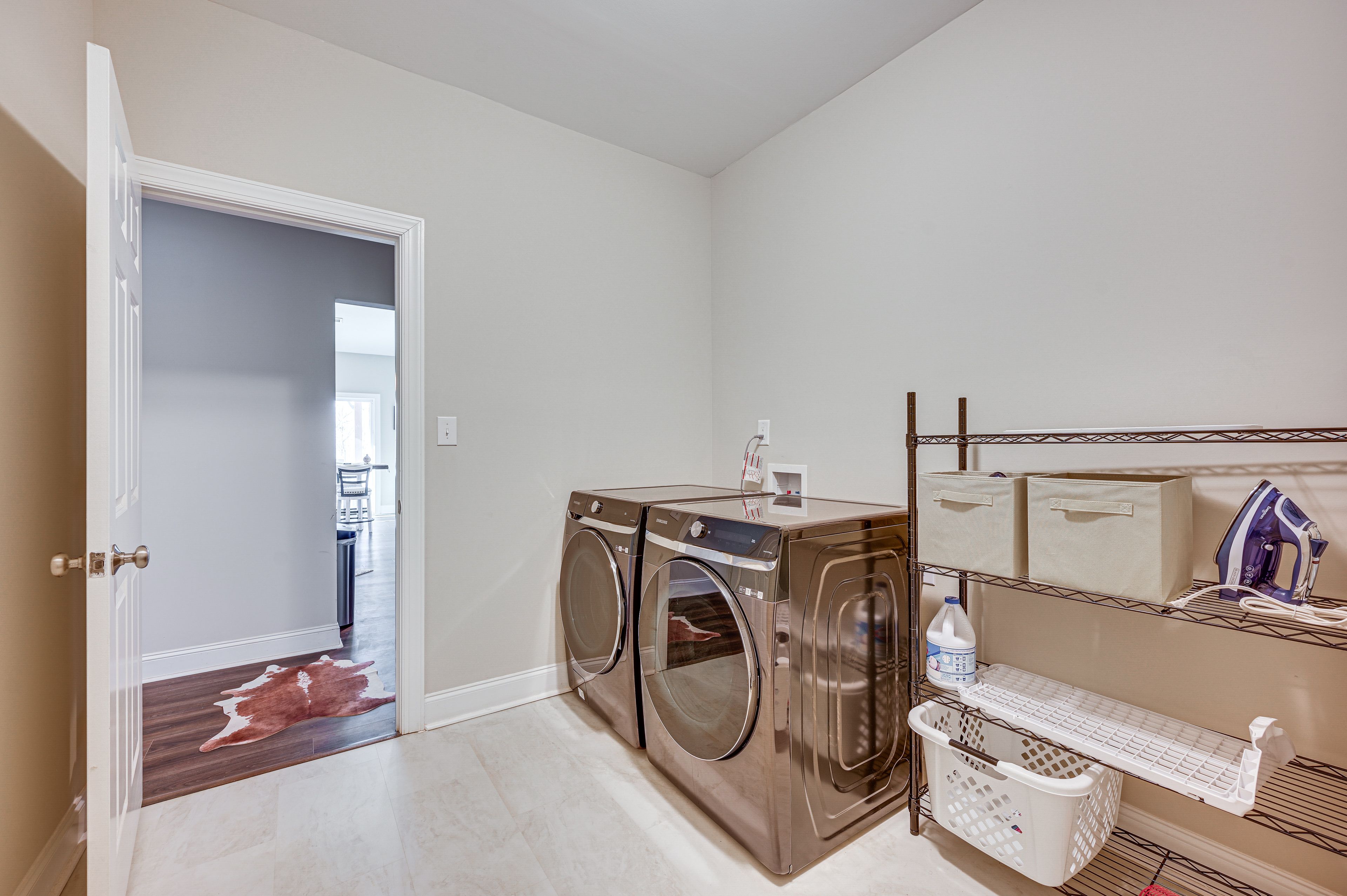 Washer + Dryer