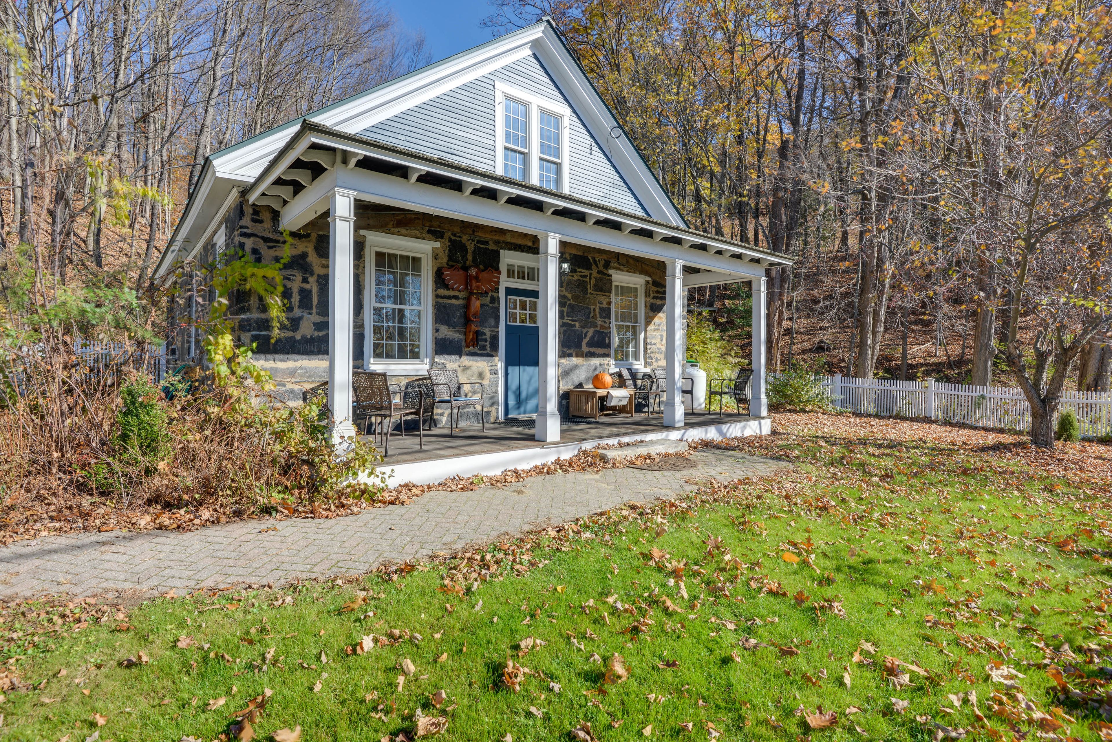 North Walpole Vacation Rental | 3BR | 2BA | 2,223 Sq Ft | 2 Steps to Enter