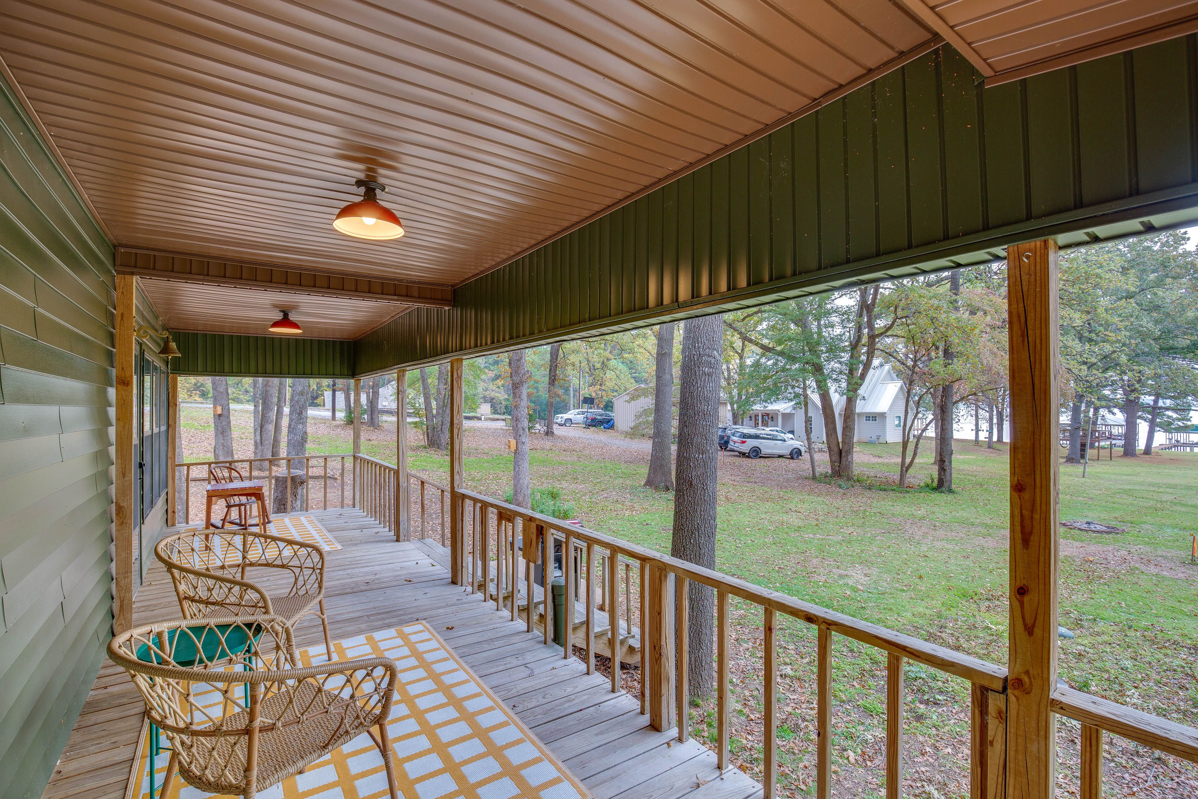 Deck | Outdoor Seating