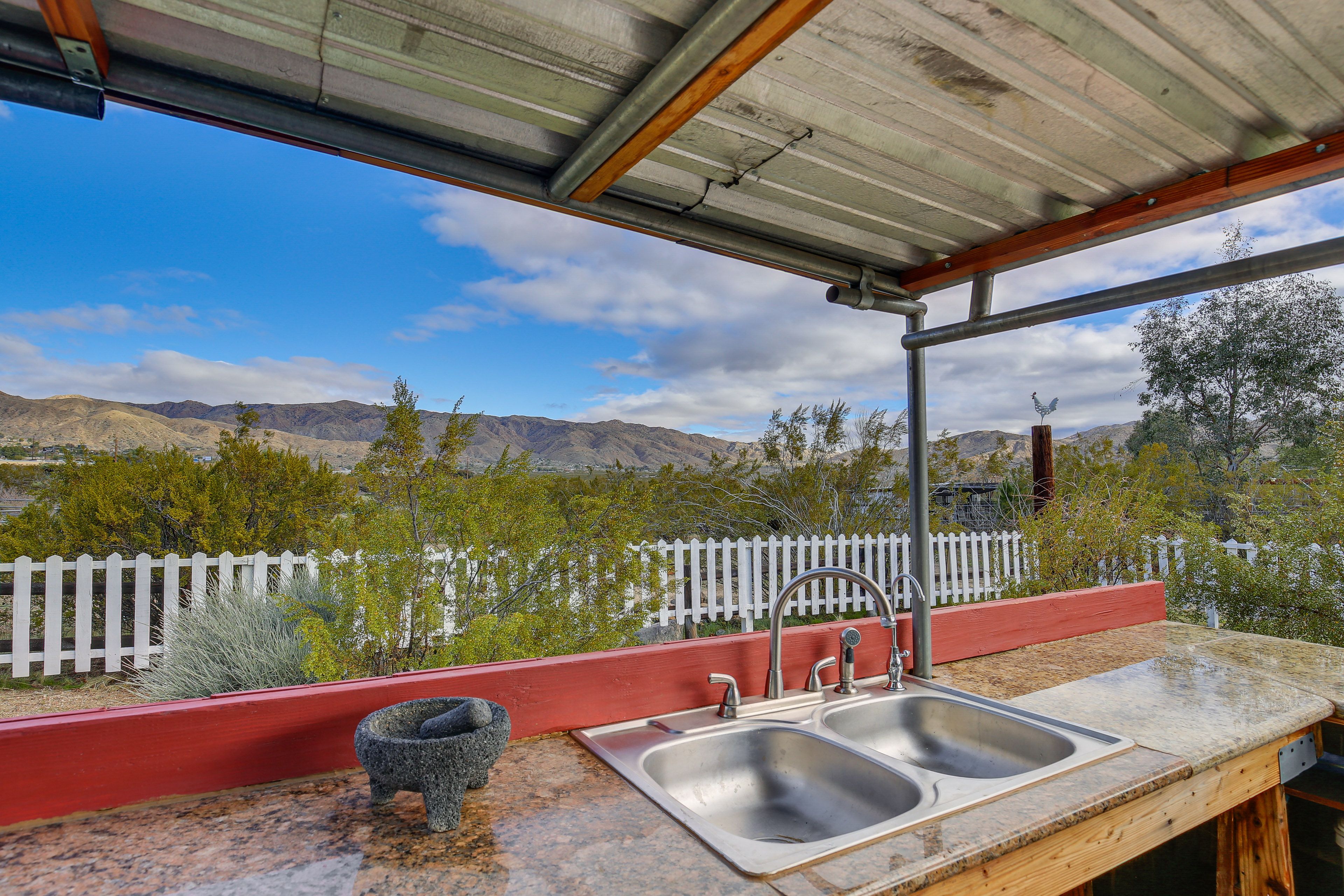 Morongo Valley Vacation Rental | 1BR | 1BA | Step-Free Entry | 480 Sq Ft
