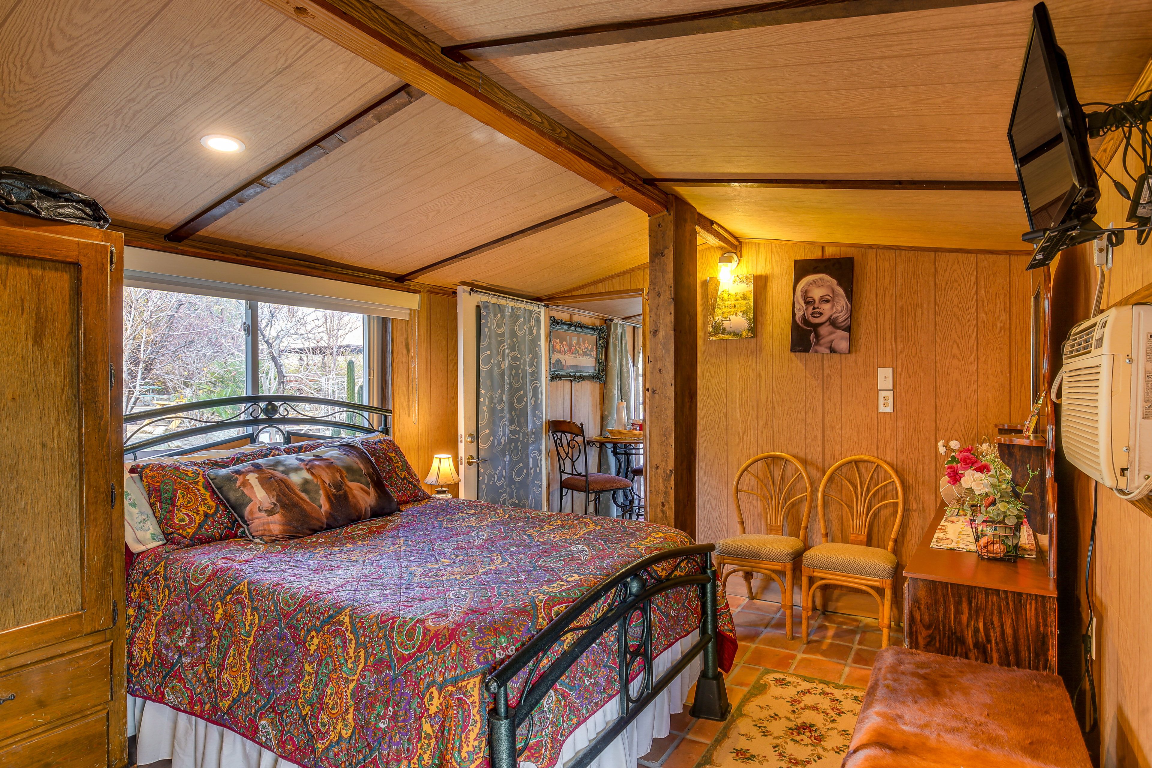 Bedroom | Main Level | Queen Bed | Smart TV | Linens Provided