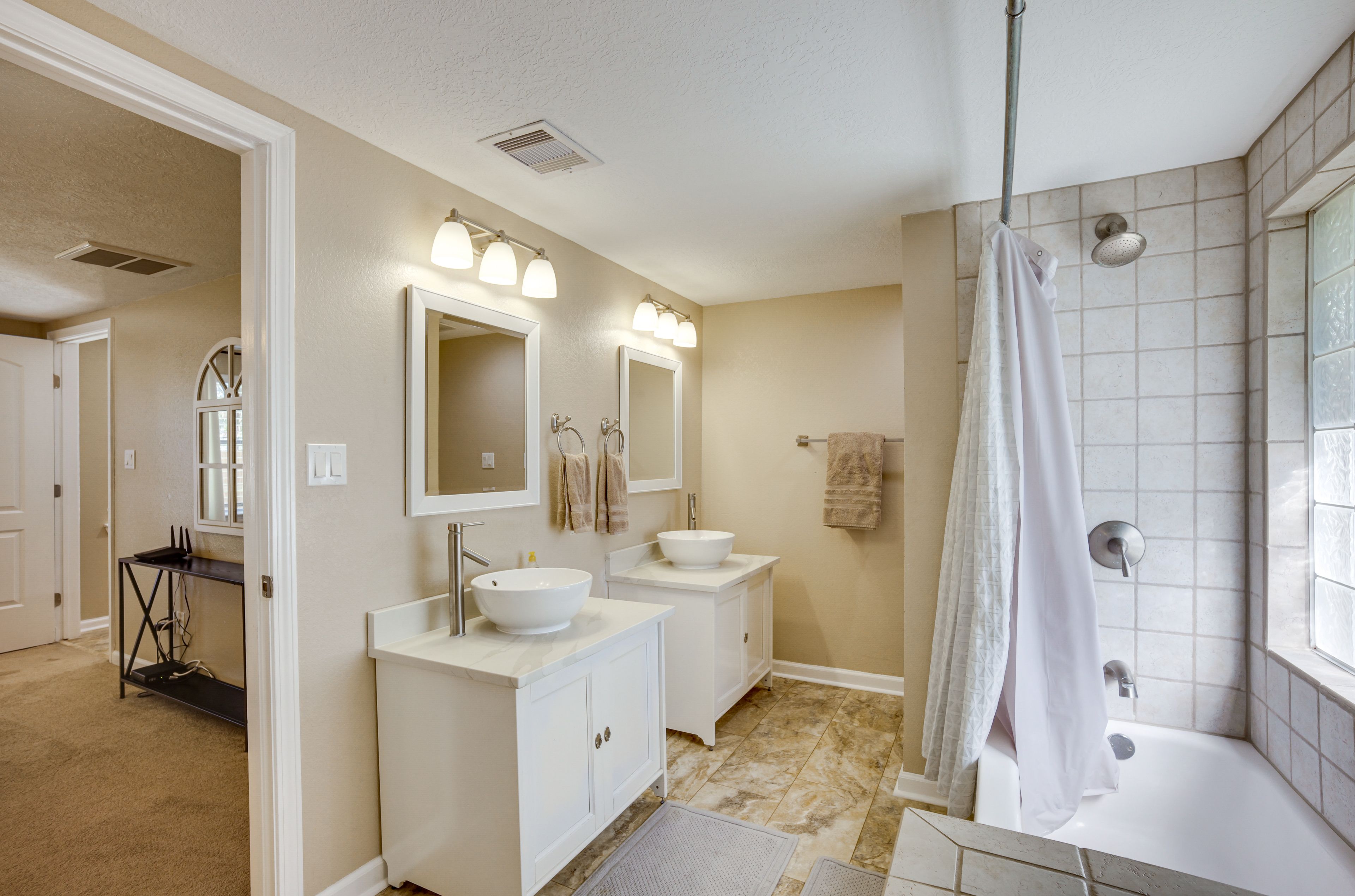 En-Suite Bathroom